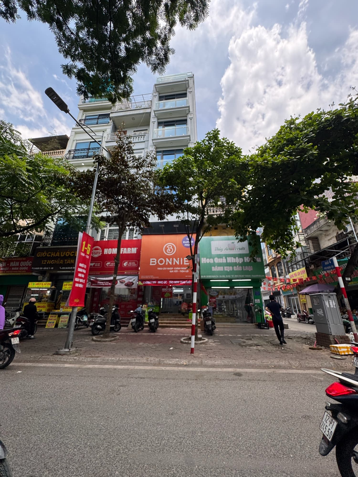 Nhà đất mặt phố, Cầu Giấy, Hà Nội - 45m² giá 38 tỷ