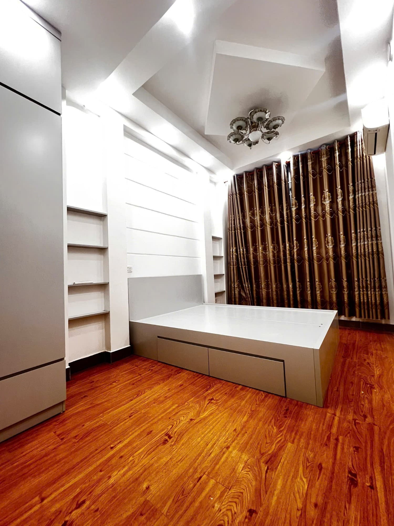 Nhà đất mặt phố, Thanh Xuân, Hà Nội - 21m² giá 6.3 tỷ