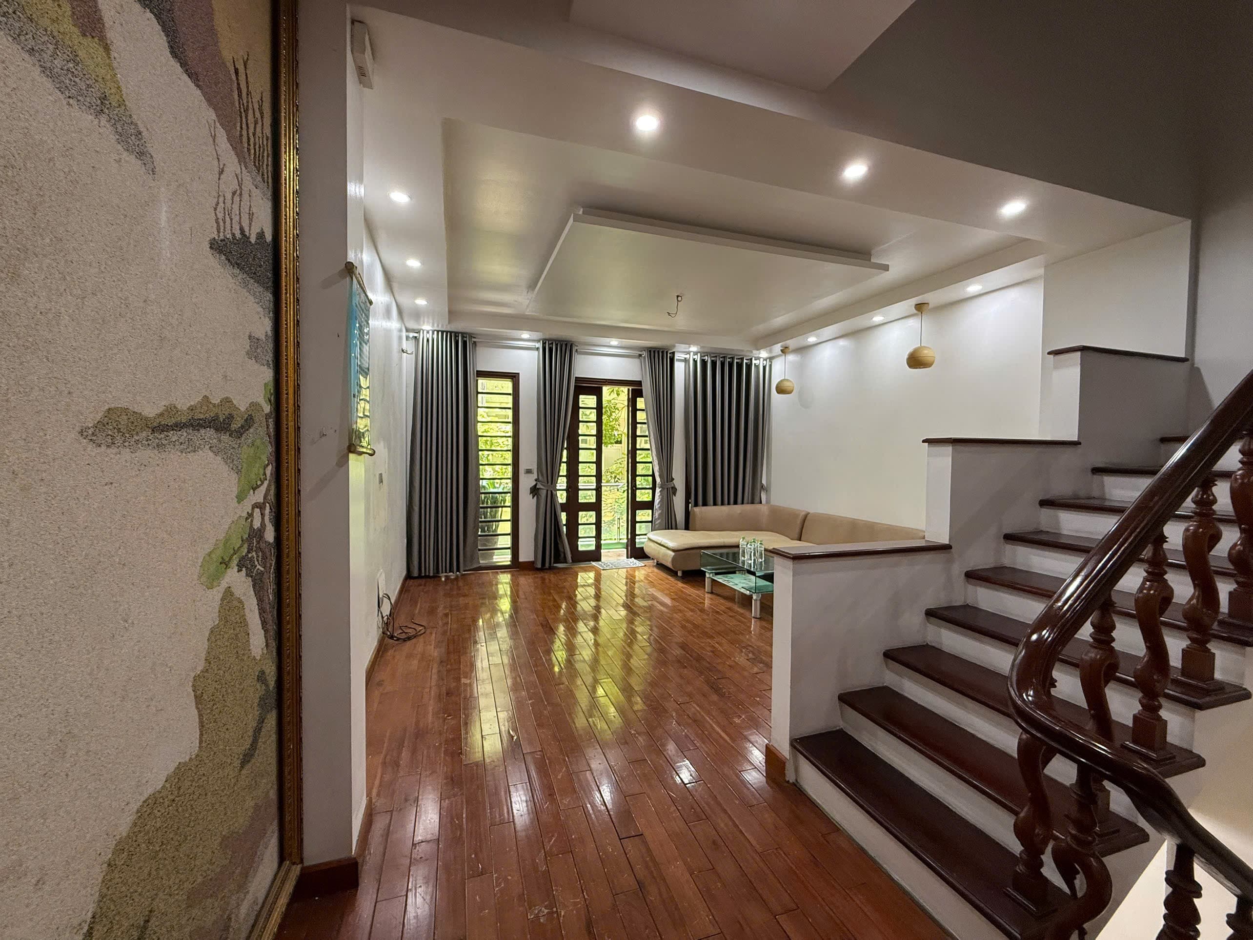 Nhà đất mặt phố, Hà Đông, Hà Nội - 50m² giá 21.3 tỷ