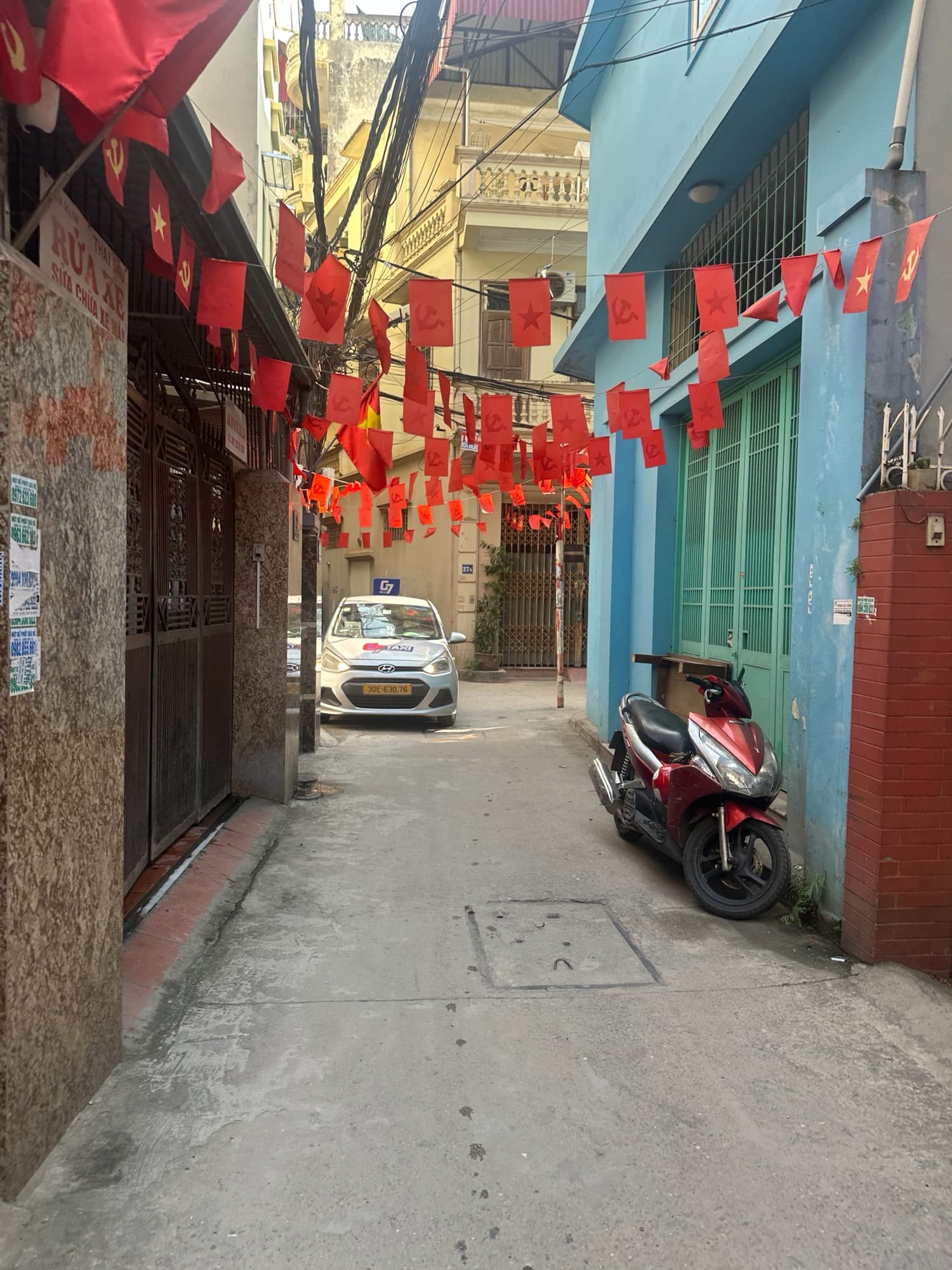 Nhà đất mặt phố, Tây Hồ, Hà Nội - 72m² giá 15.8 tỷ