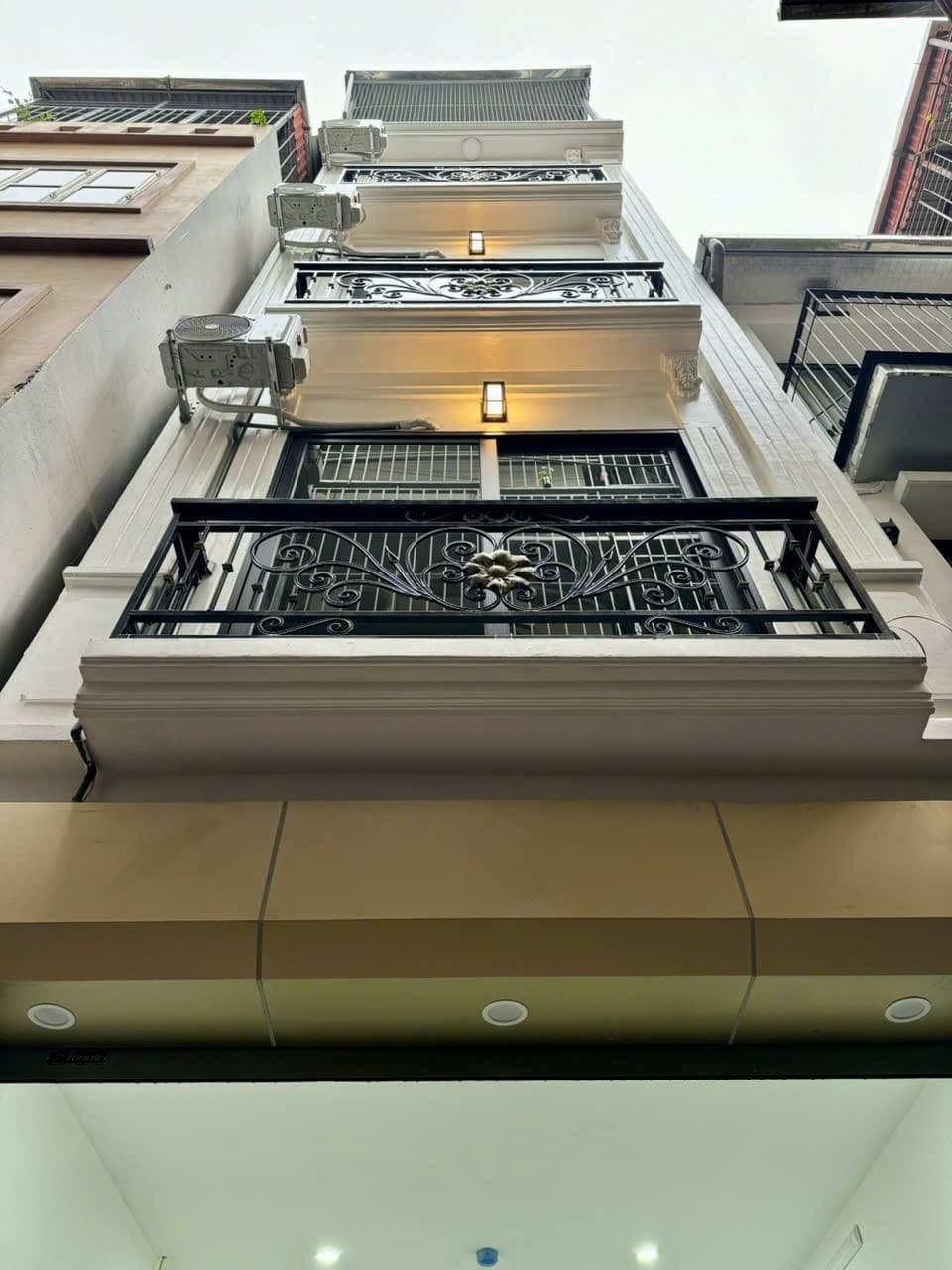 Nhà đất mặt phố, Hai Bà Trưng, Hà Nội - 49.9m² giá 14.95 tỷ