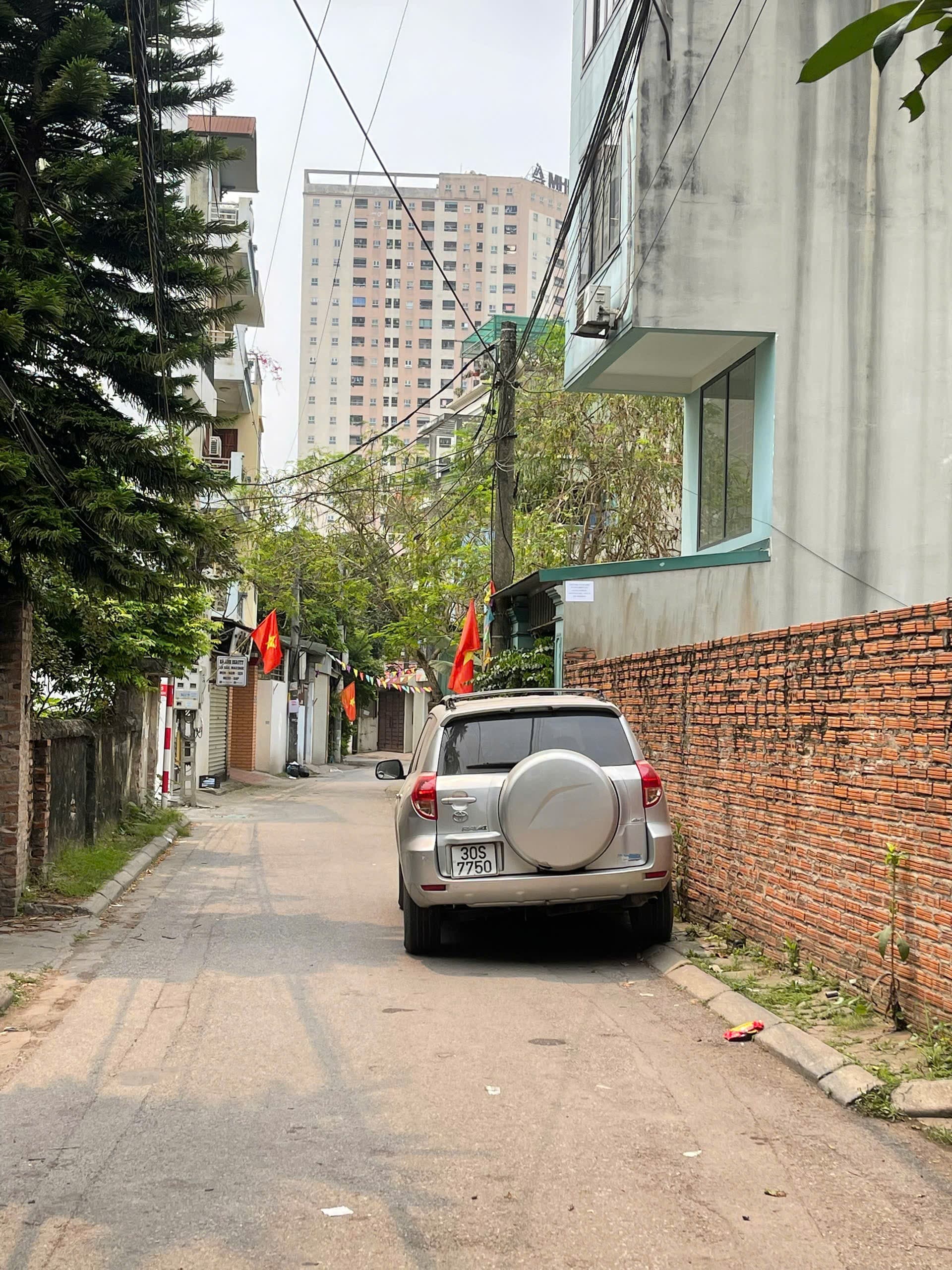 Nhà đất mặt phố, Long Biên, Hà Nội - 64m² giá 14.5 tỷ