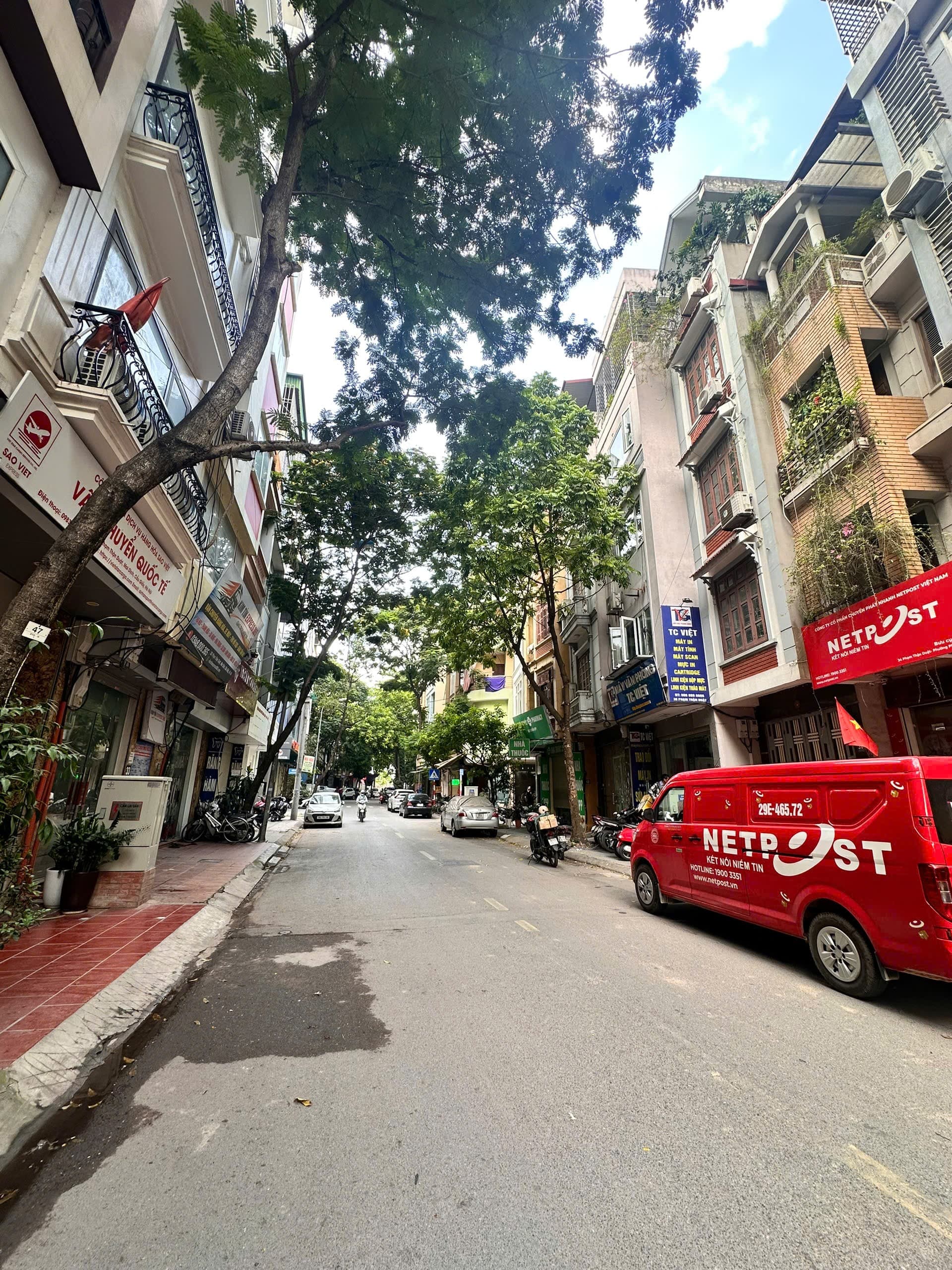 Nhà đất mặt phố, Cầu Giấy, Hà Nội - 48m² giá 20.5 tỷ