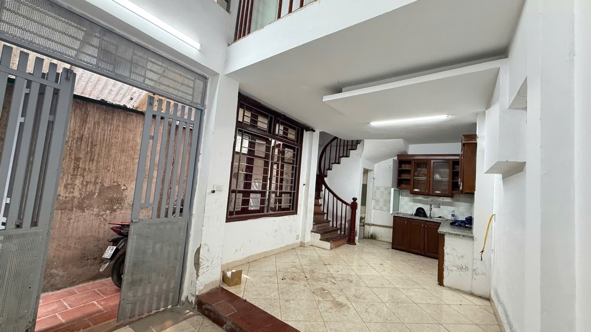 Nhà đất mặt phố, Thanh Xuân, Hà Nội - 45m² giá 9.35 tỷ