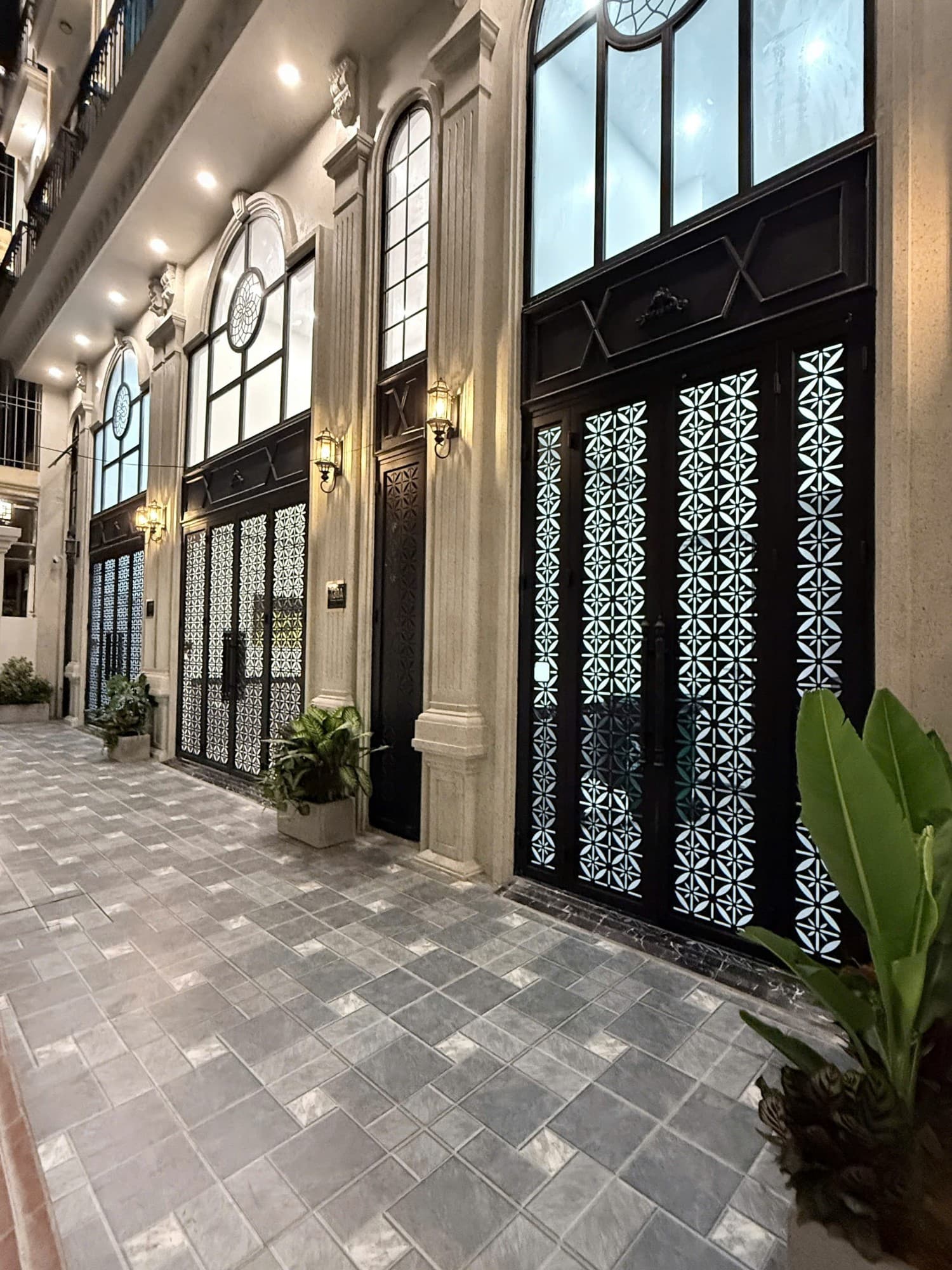 Nhà đất mặt phố, Hoàng Mai, Hà Nội - 61m² giá 17.3 tỷ