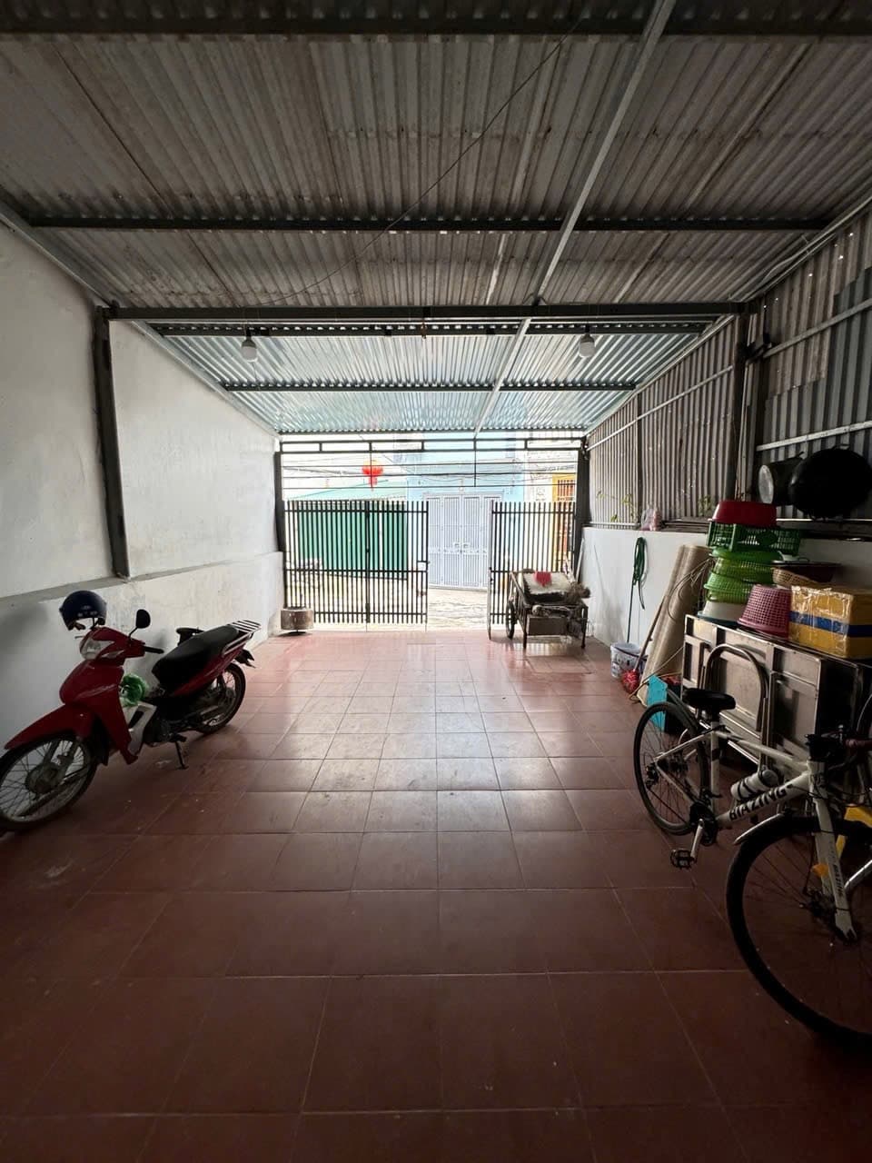 Nhà đất mặt phố, Bắc Từ Liêm, Hà Nội - 100m² giá 11.69 tỷ