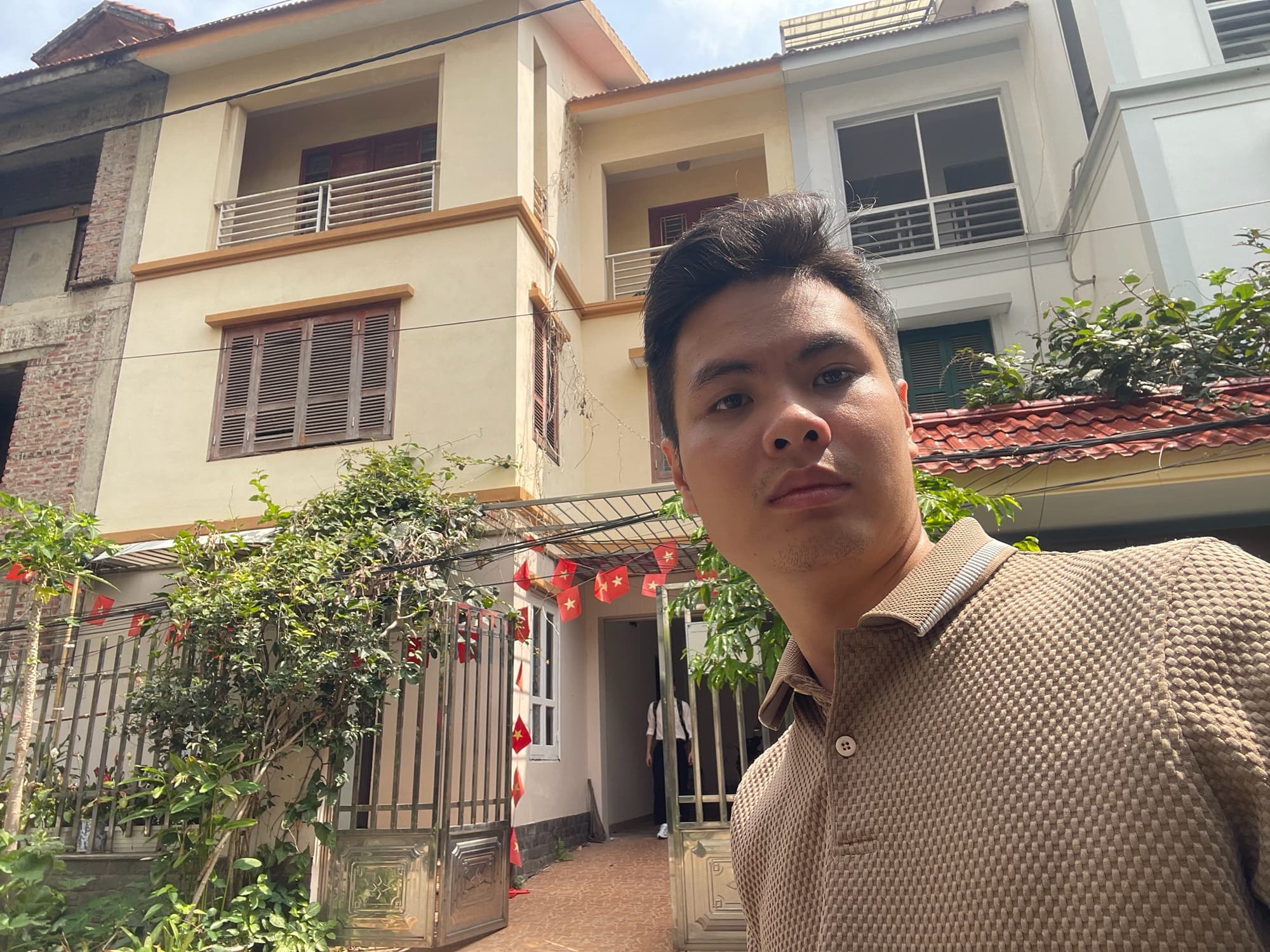 Nhà đất mặt phố, Hoàng Mai, Hà Nội - 130.5m² giá 39.9 tỷ