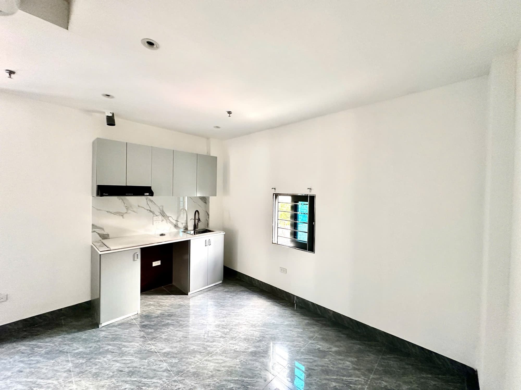 Nhà đất mặt phố, Nam Từ Liêm, Hà Nội - 40m² giá 12.95 tỷ