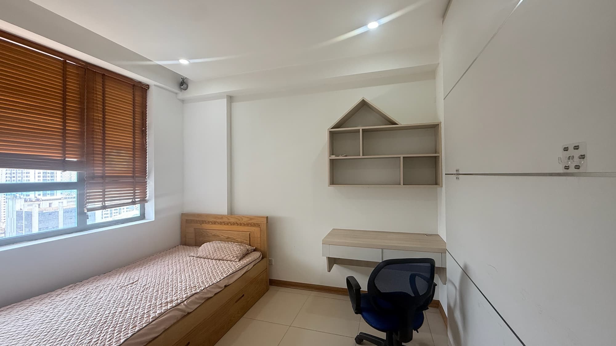 Căn hộ mặt phố, Đống Đa, Hà Nội - 99m² giá 10.9 tỷ