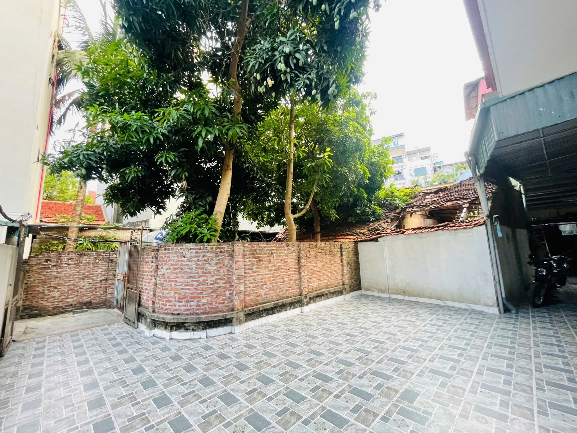 Nhà đất mặt phố, Nam Từ Liêm, Hà Nội - 140m² giá 22.4 tỷ