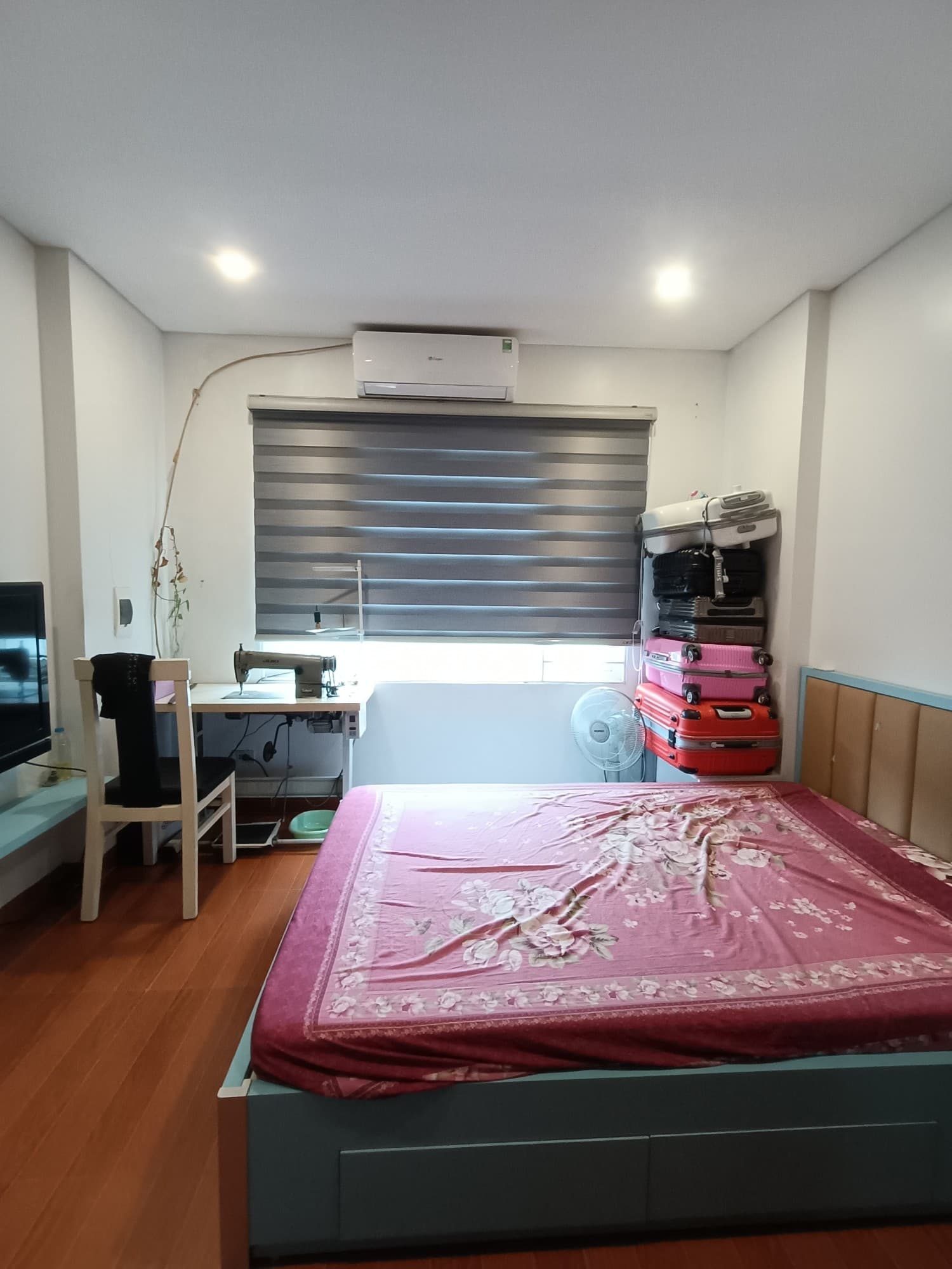 Nhà đất mặt phố, Long Biên, Hà Nội - 34m² giá 11 tỷ