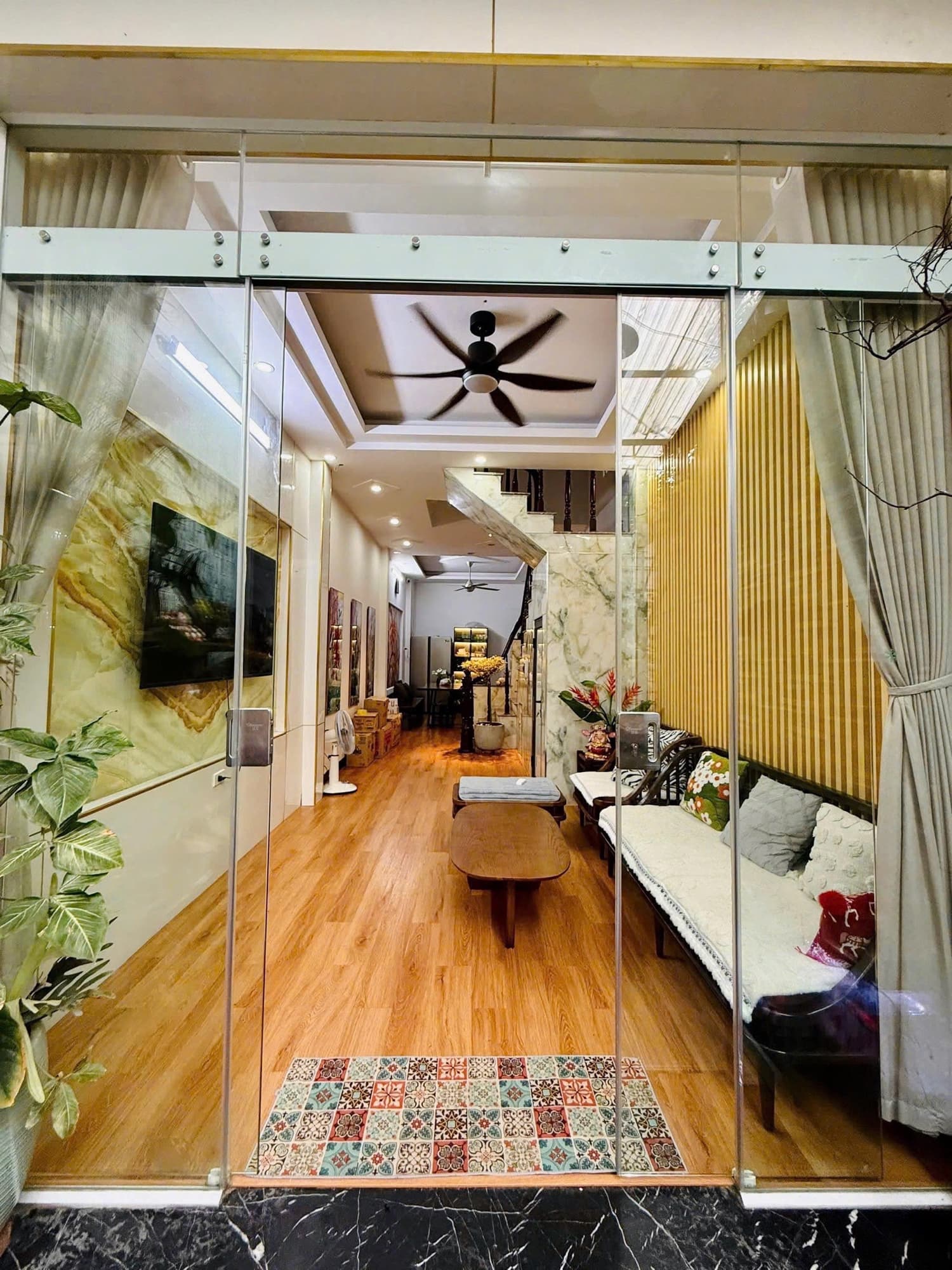 Nhà đất mặt phố, Thanh Trì, Hà Nội - 45m² giá 10.6 tỷ