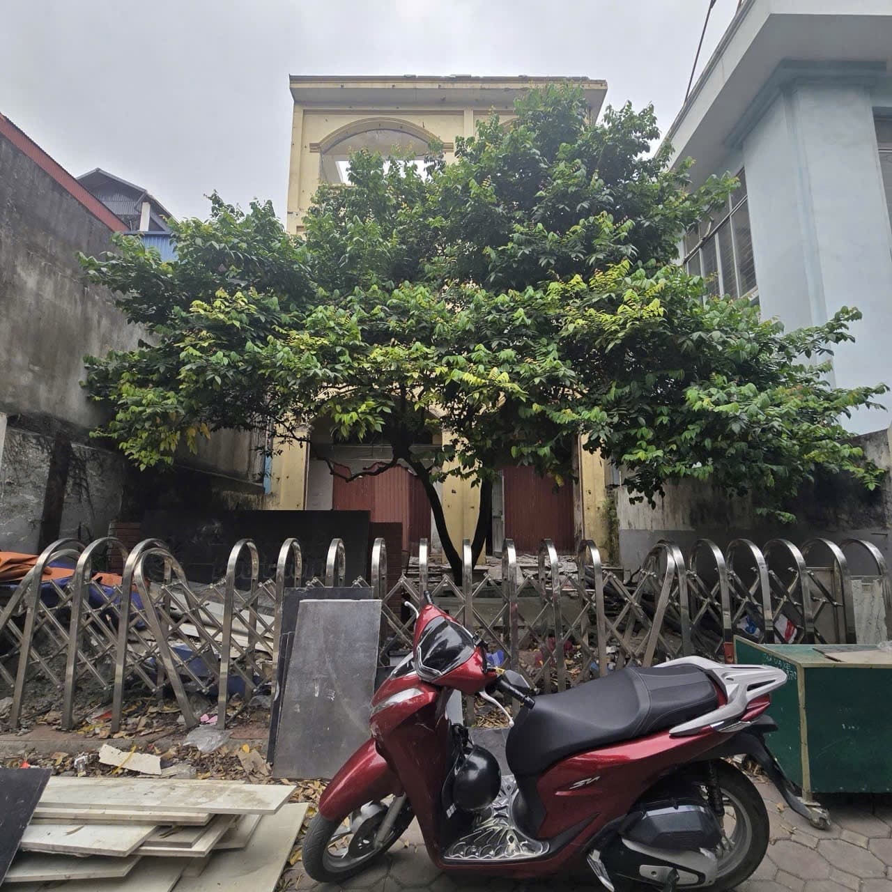 Nhà đất mặt phố, Thanh Xuân, Hà Nội - 196m² giá 58.8 tỷ