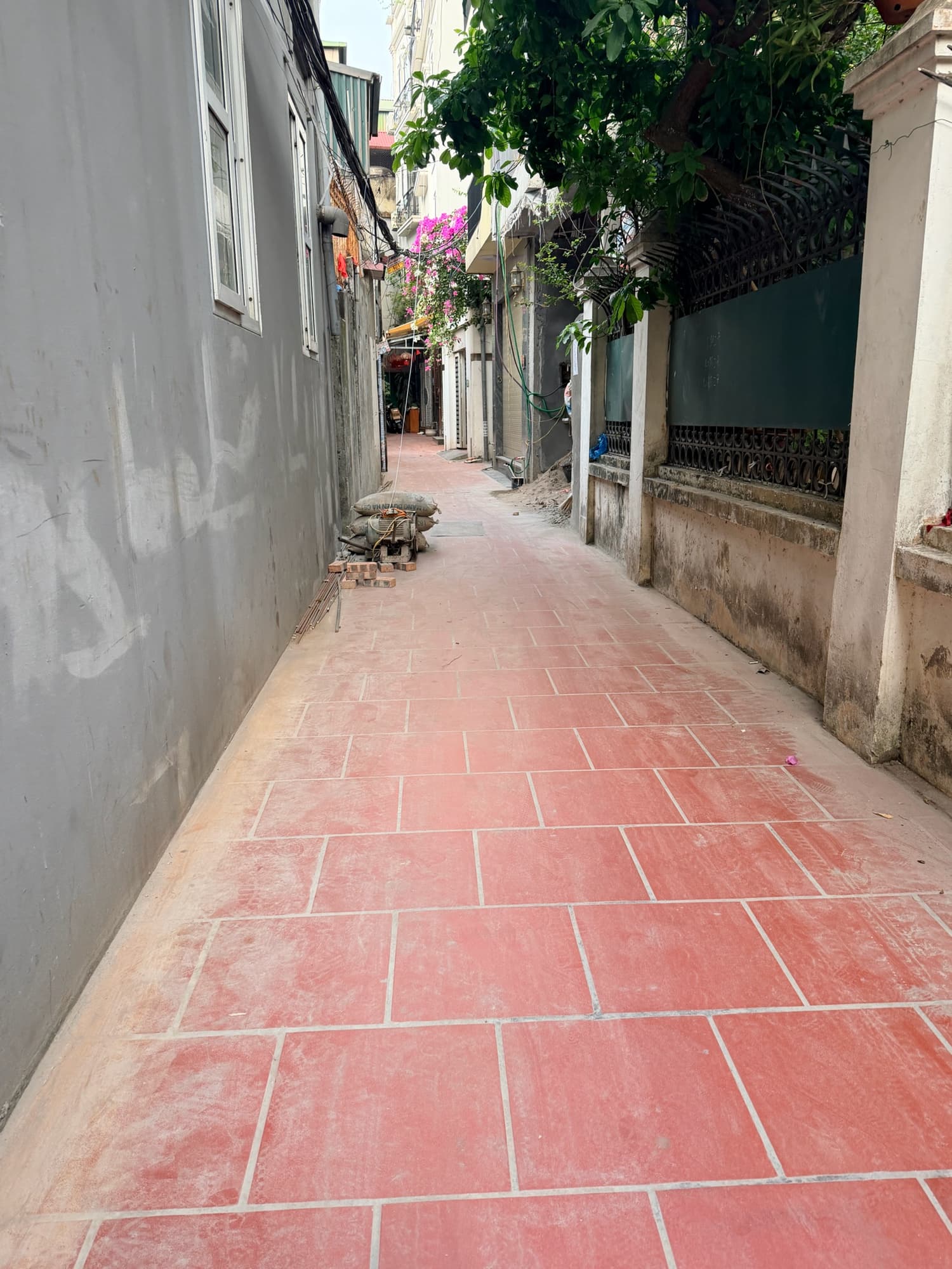 Nhà đất mặt phố, Long Biên, Hà Nội - 46m² giá 11.4 tỷ