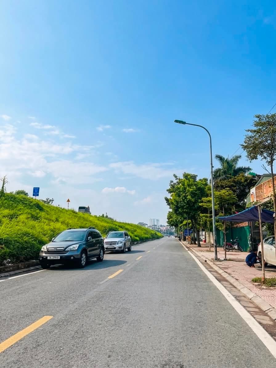 Nhà đất mặt phố, Long Biên, Hà Nội - 45m² giá 12.15 tỷ