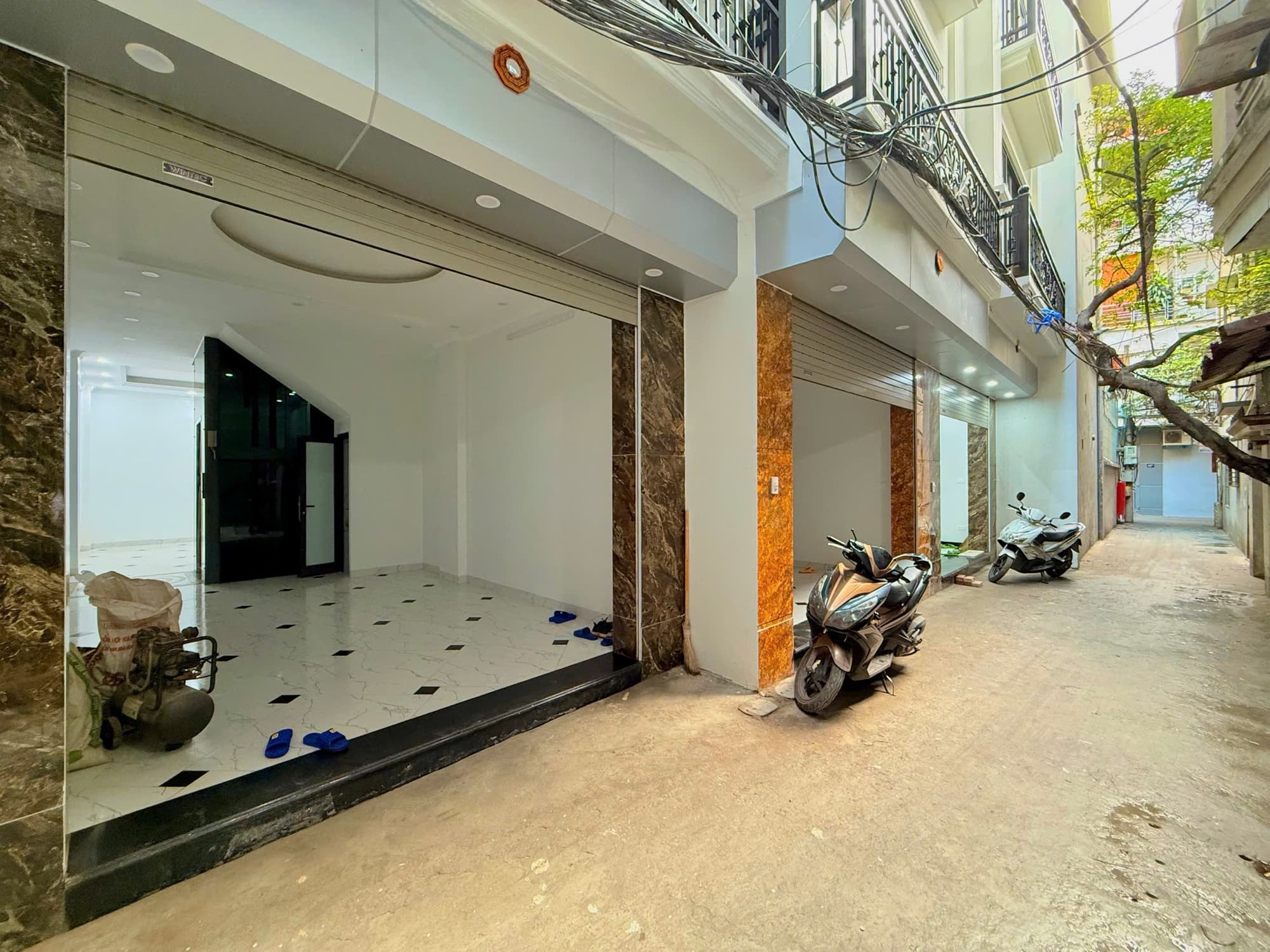 Nhà đất mặt phố, Cầu Giấy, Hà Nội - 51m² giá 15.5 tỷ