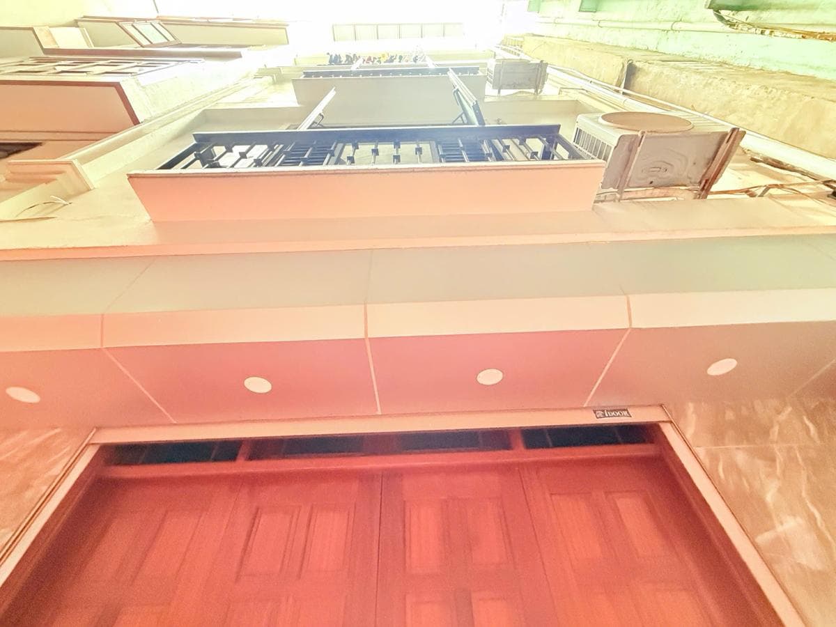 Nhà đất mặt phố, Cầu Giấy, Hà Nội - 33m² giá 11.2 tỷ