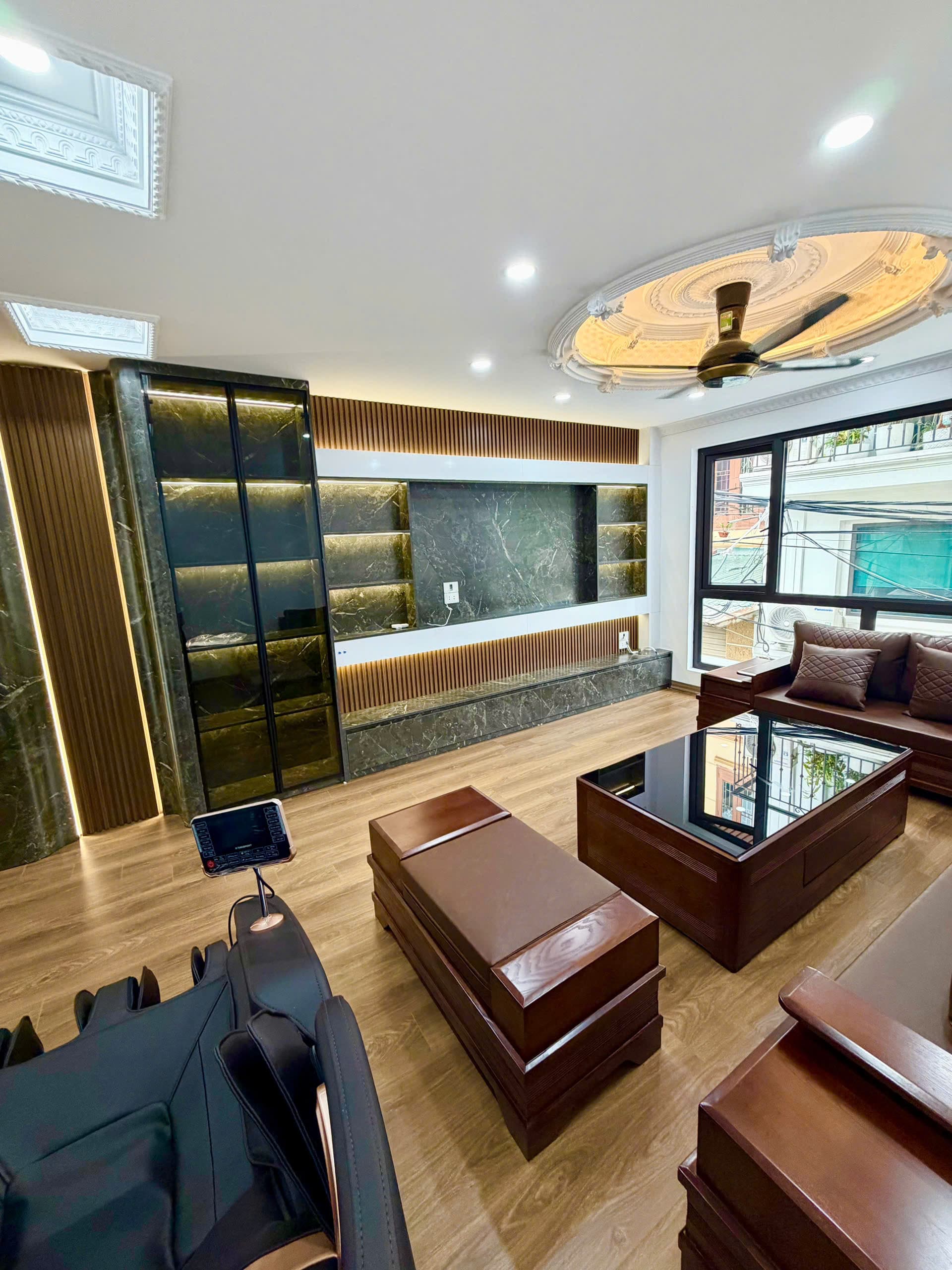 Nhà đất mặt phố, Thanh Trì, Hà Nội - 53.2m² giá 10.5 tỷ
