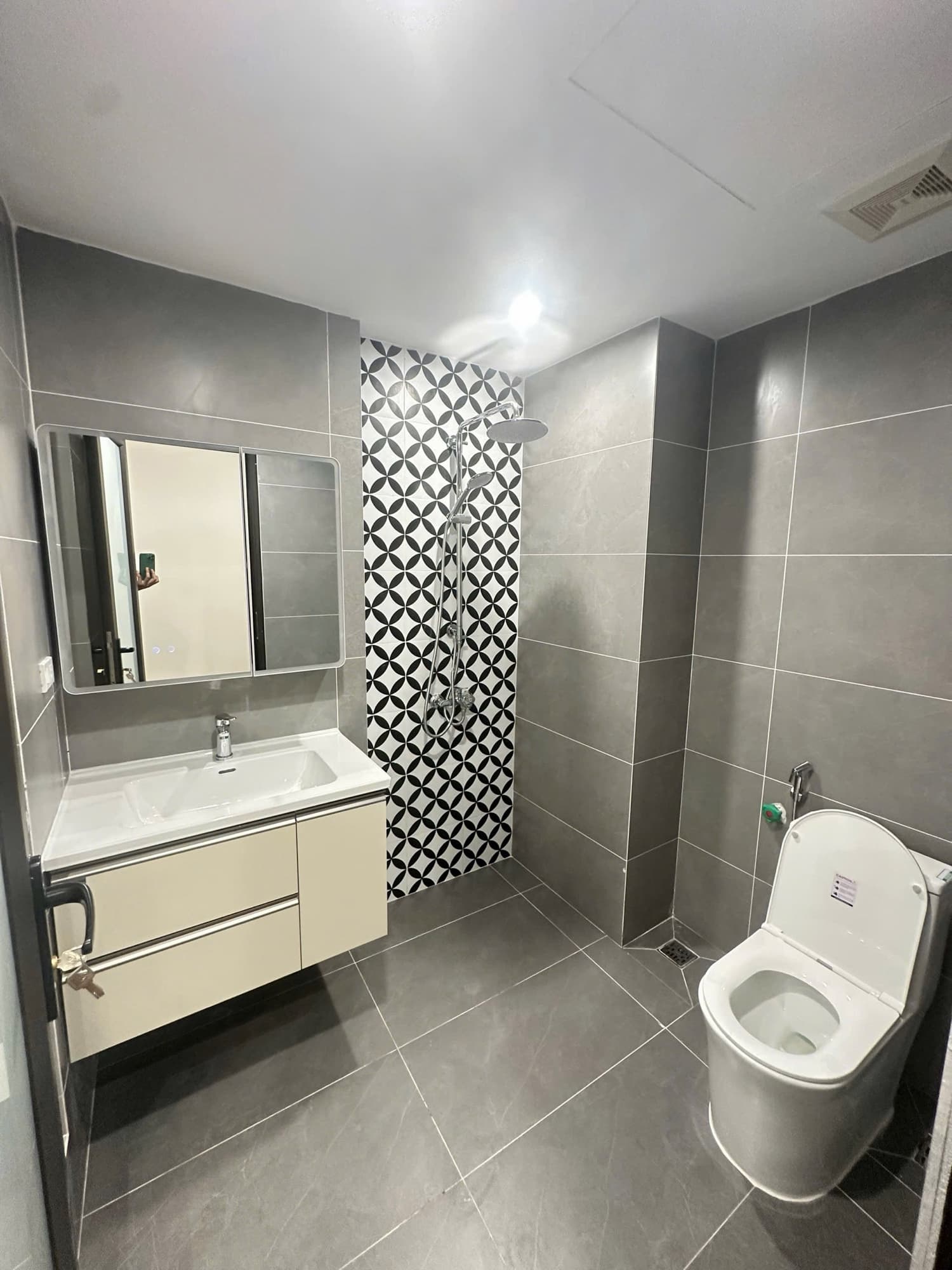 Nhà đất mặt phố, Long Biên, Hà Nội - 44.8m² giá 9.95 tỷ