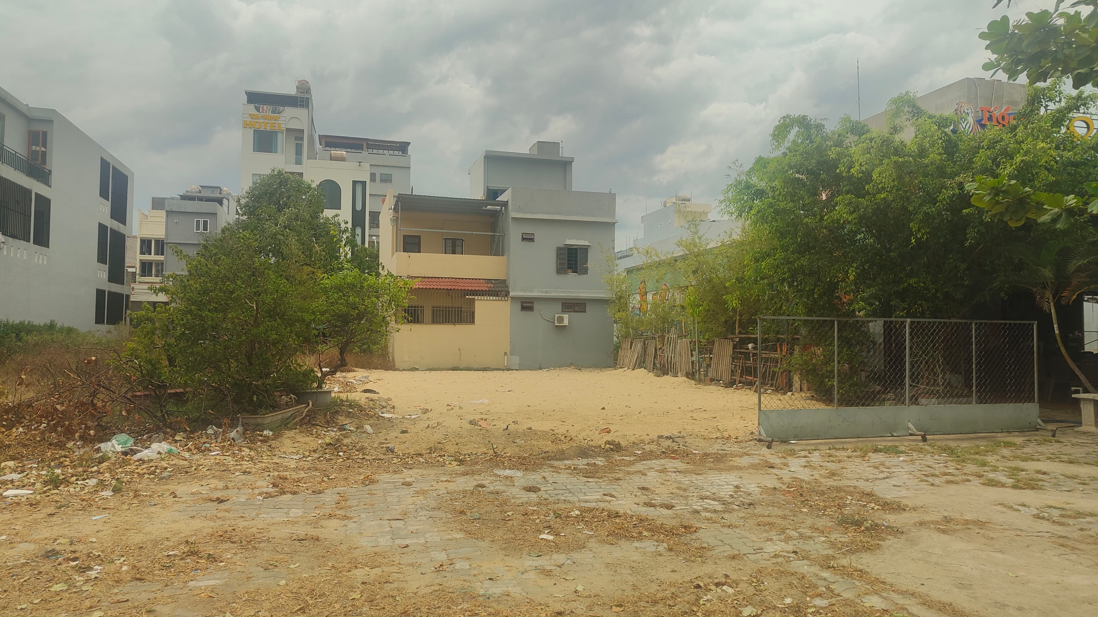 Nhà đất mặt phố, Ngũ Hành Sơn, Đà Nẵng - 225m² giá 35 tỷ