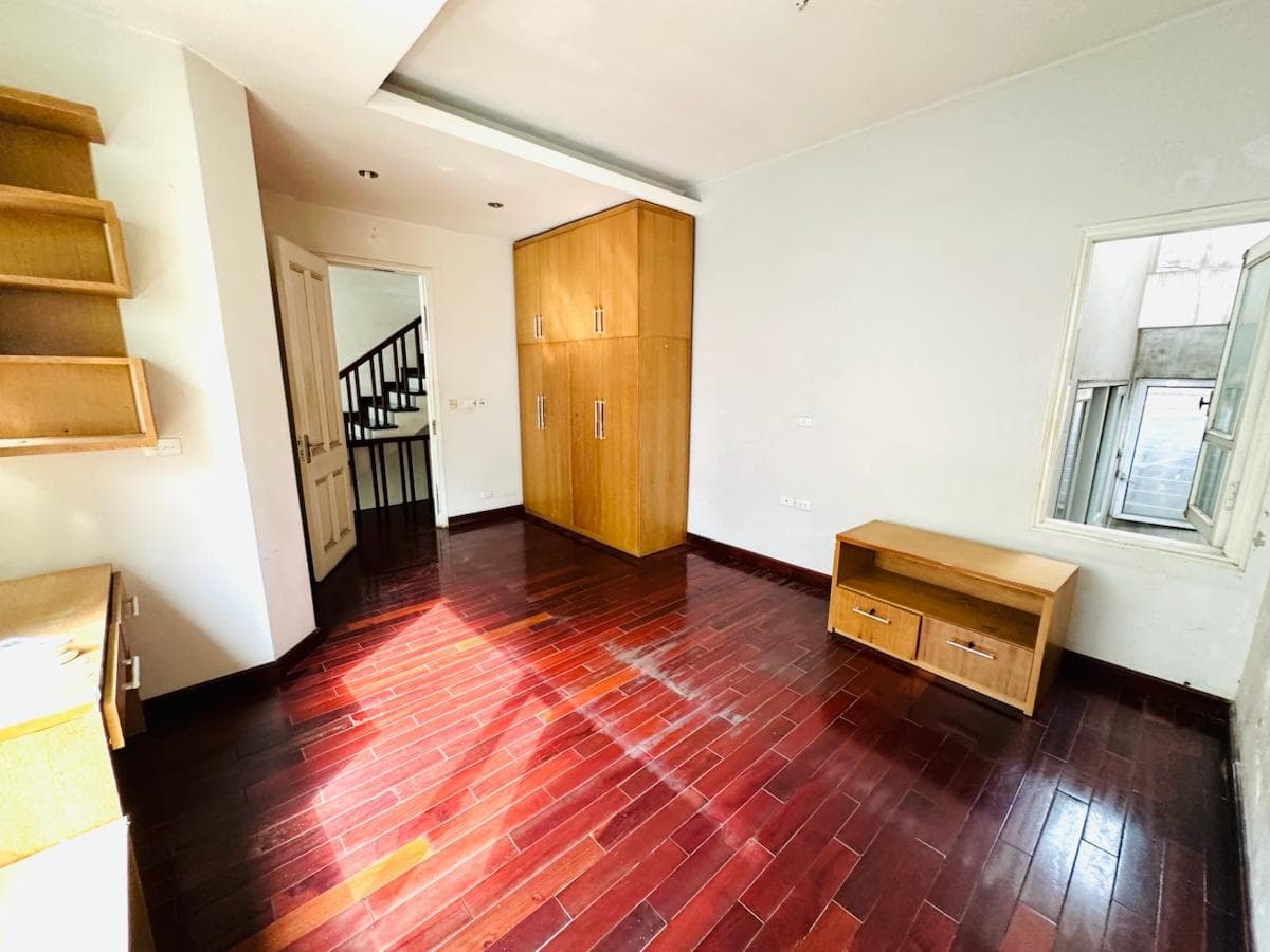 Nhà đất mặt phố, Ba Đình, Hà Nội - 75m² giá 38 tỷ