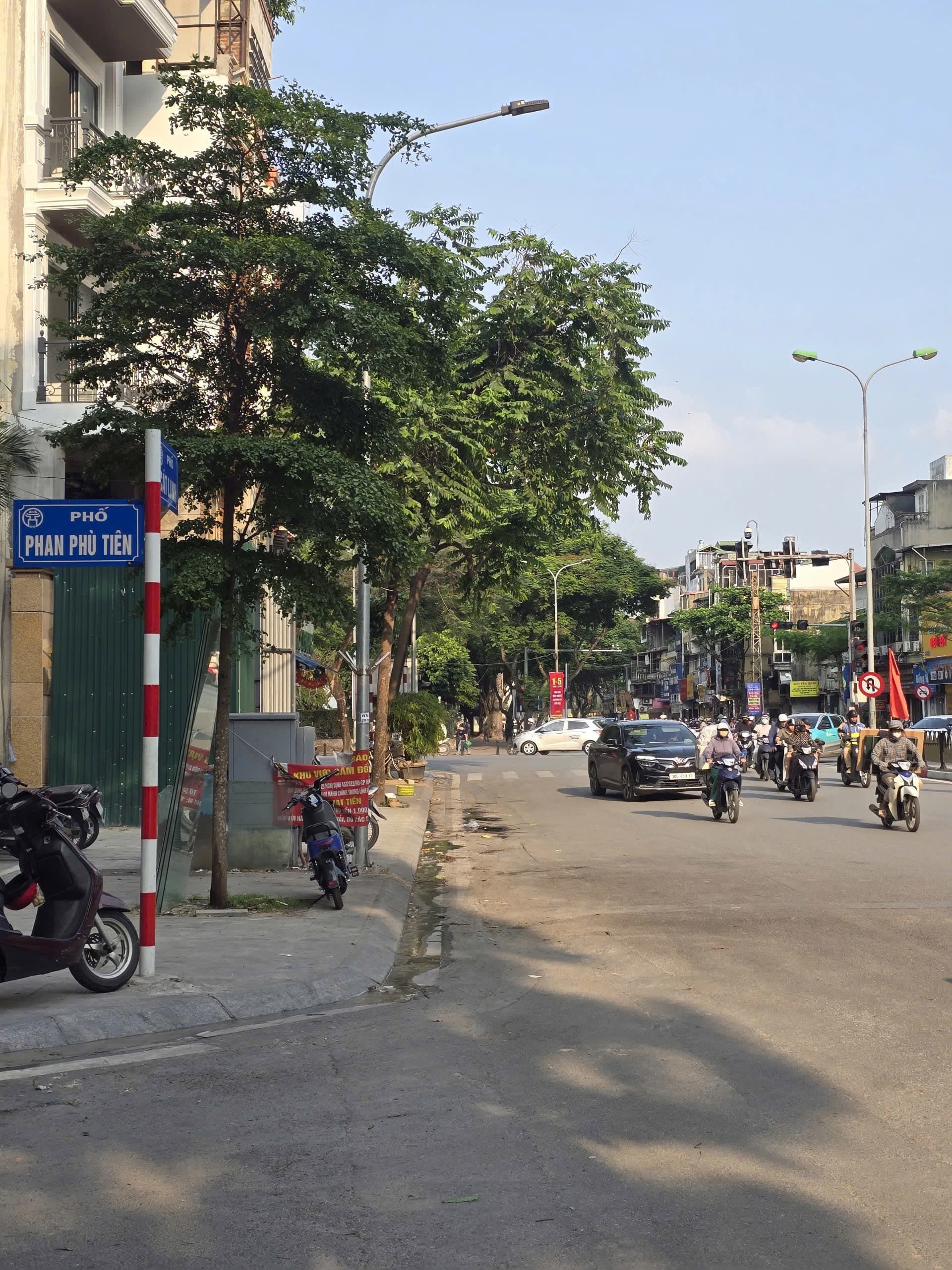 Nhà đất mặt phố, Đống Đa, Hà Nội - 50m² giá 9.86 tỷ