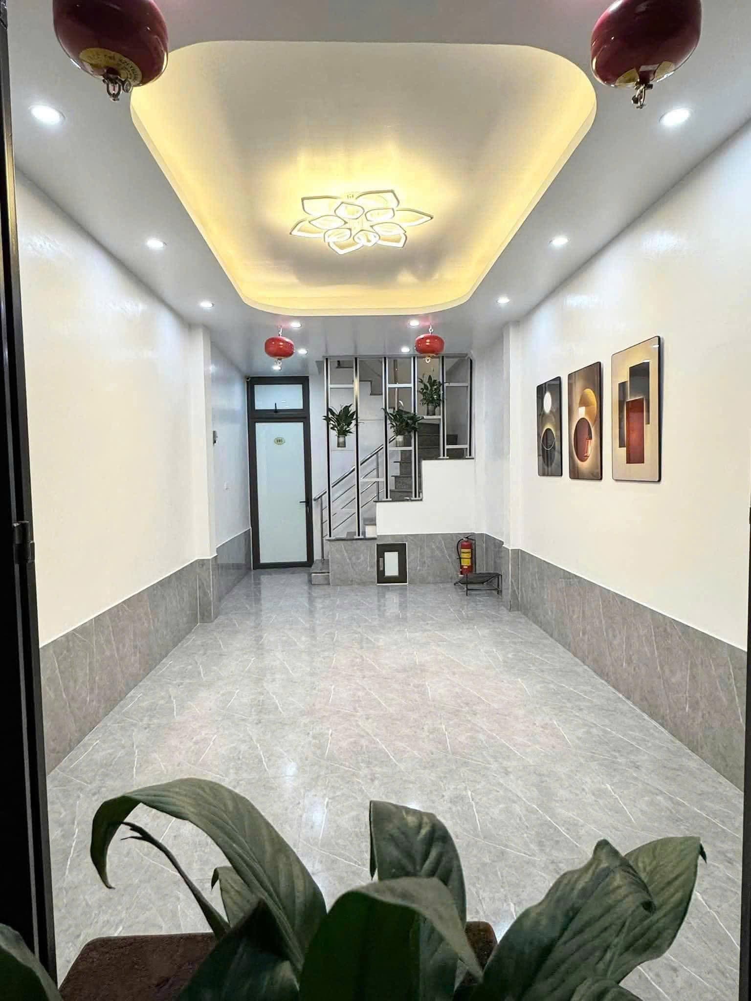 Nhà đất mặt phố, Đống Đa, Hà Nội - 40m² giá 11.8 tỷ