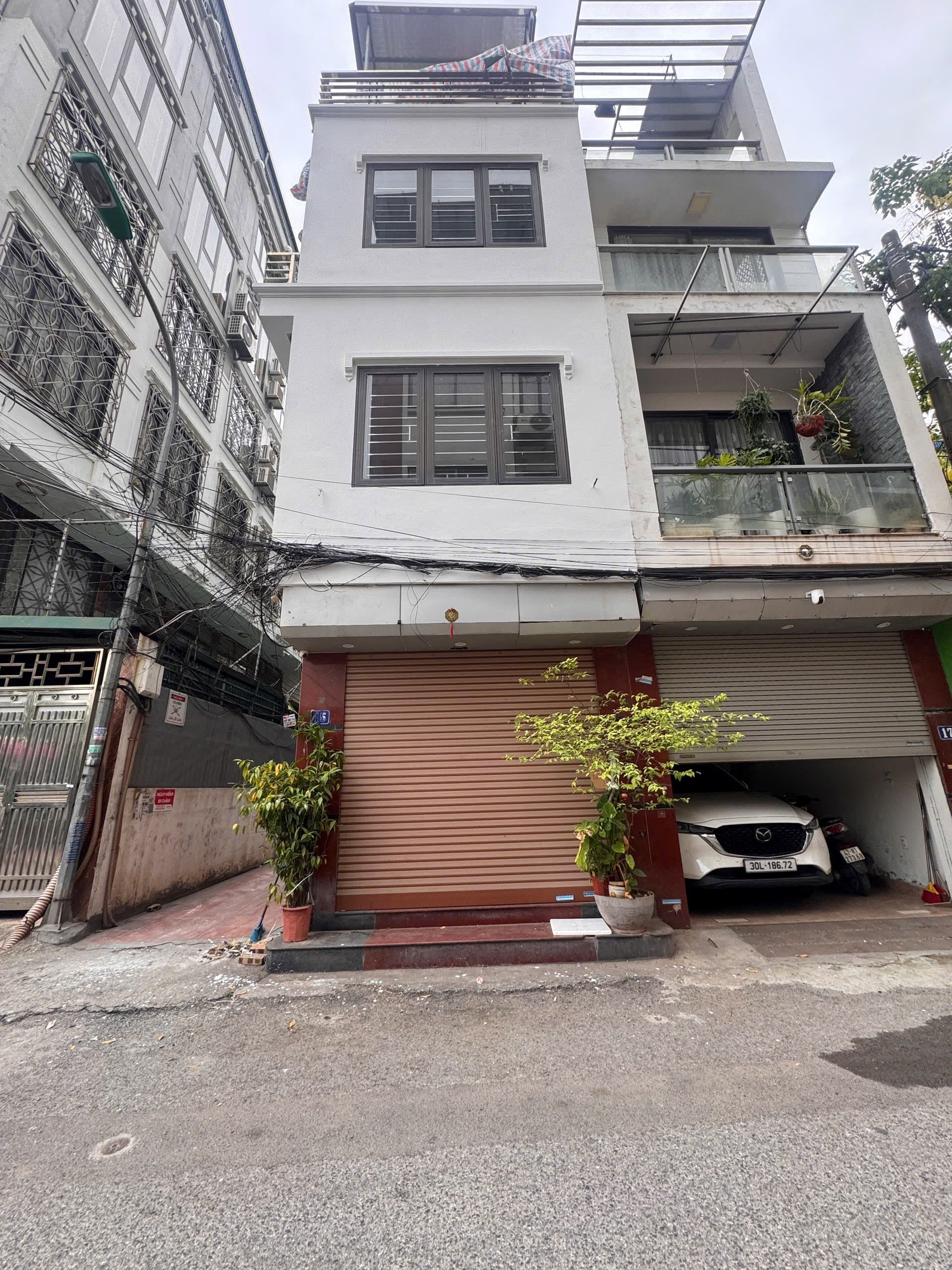 Nhà đất mặt phố, Long Biên, Hà Nội - 50m² giá 17.5 tỷ