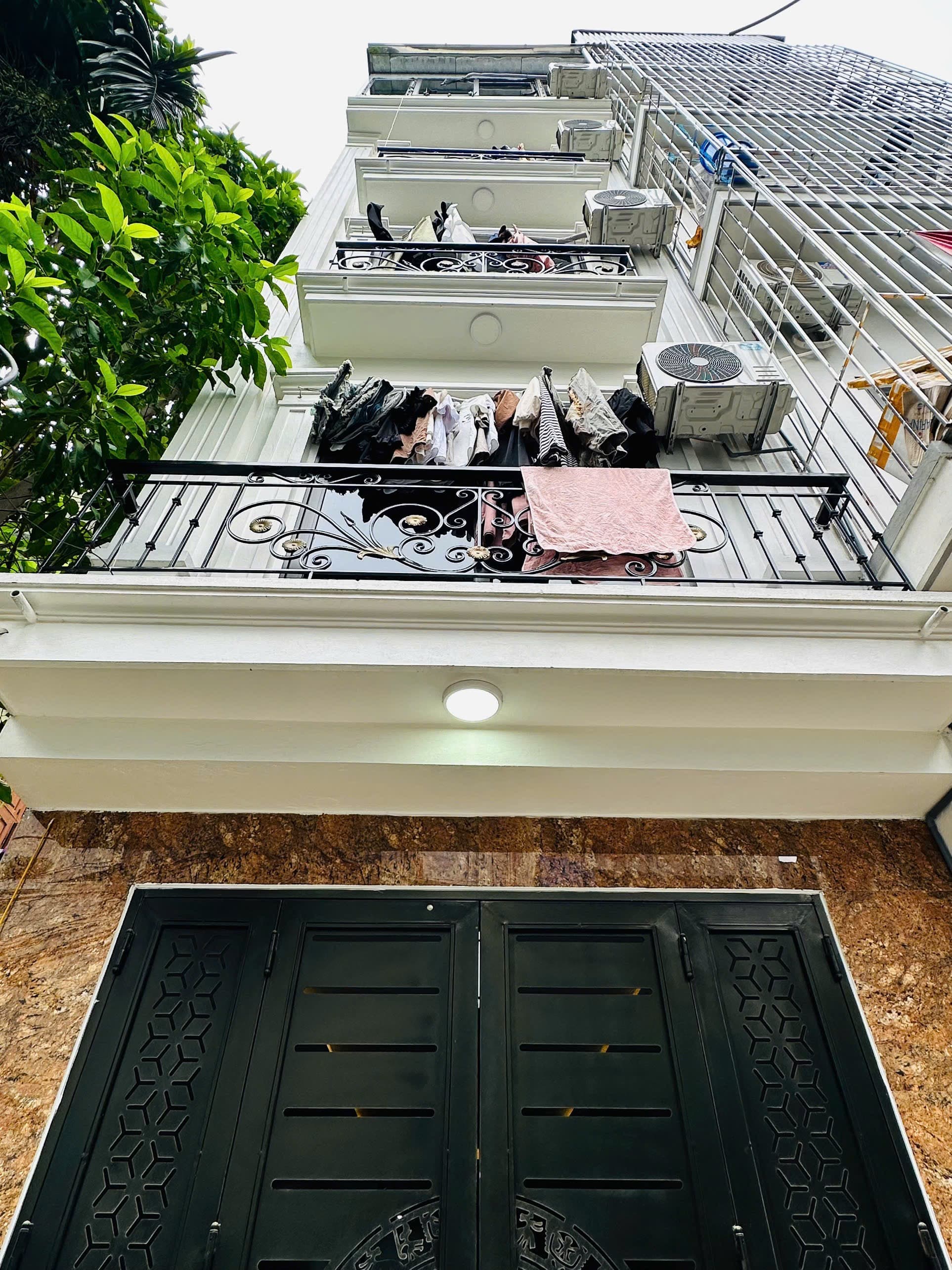 Nhà đất mặt phố, Nam Từ Liêm, Hà Nội - 72m² giá 12.9 tỷ