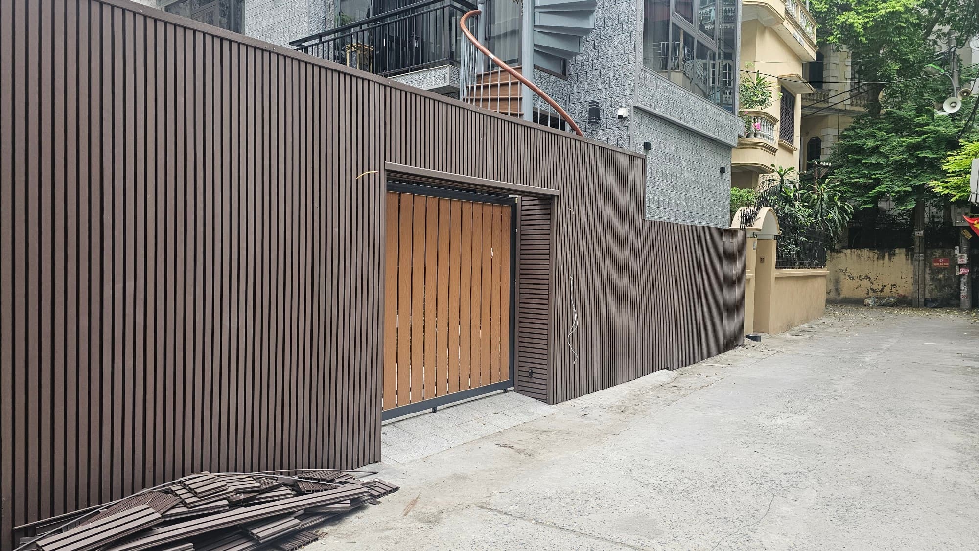 Nhà đất mặt phố, Cầu Giấy, Hà Nội - 96m² giá 39 tỷ