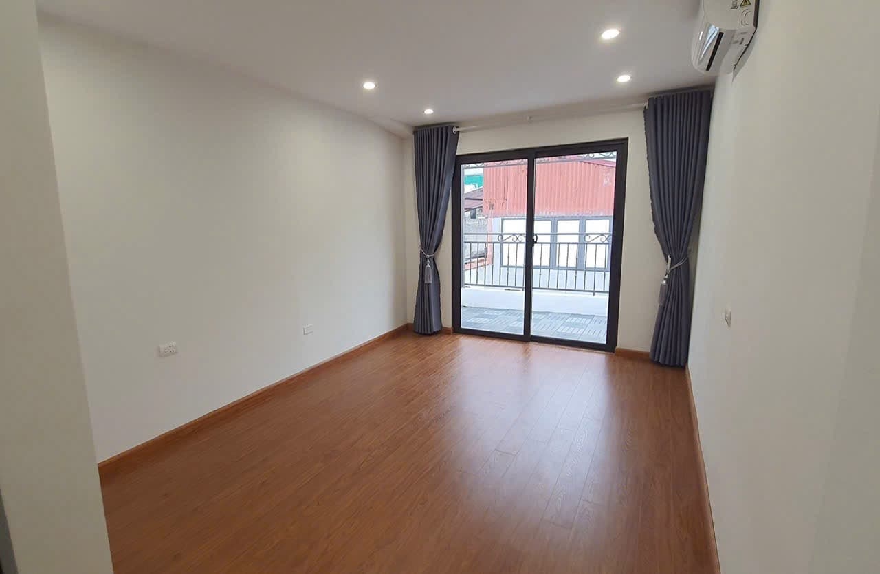 Nhà đất mặt phố, Ba Đình, Hà Nội - 24m² giá 9.8 tỷ