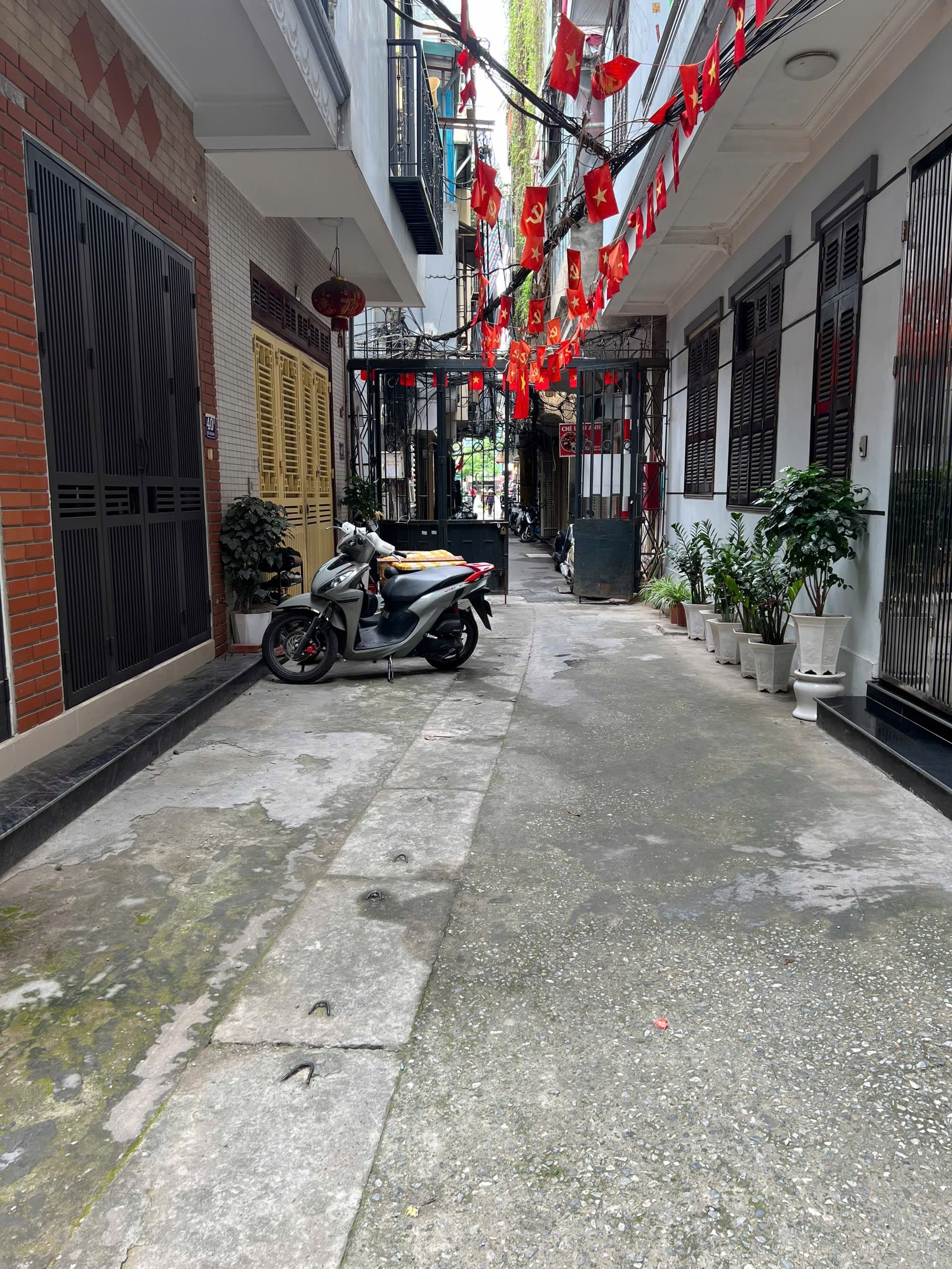 Nhà đất mặt phố, Hai Bà Trưng, Hà Nội - 41m² giá 15 tỷ