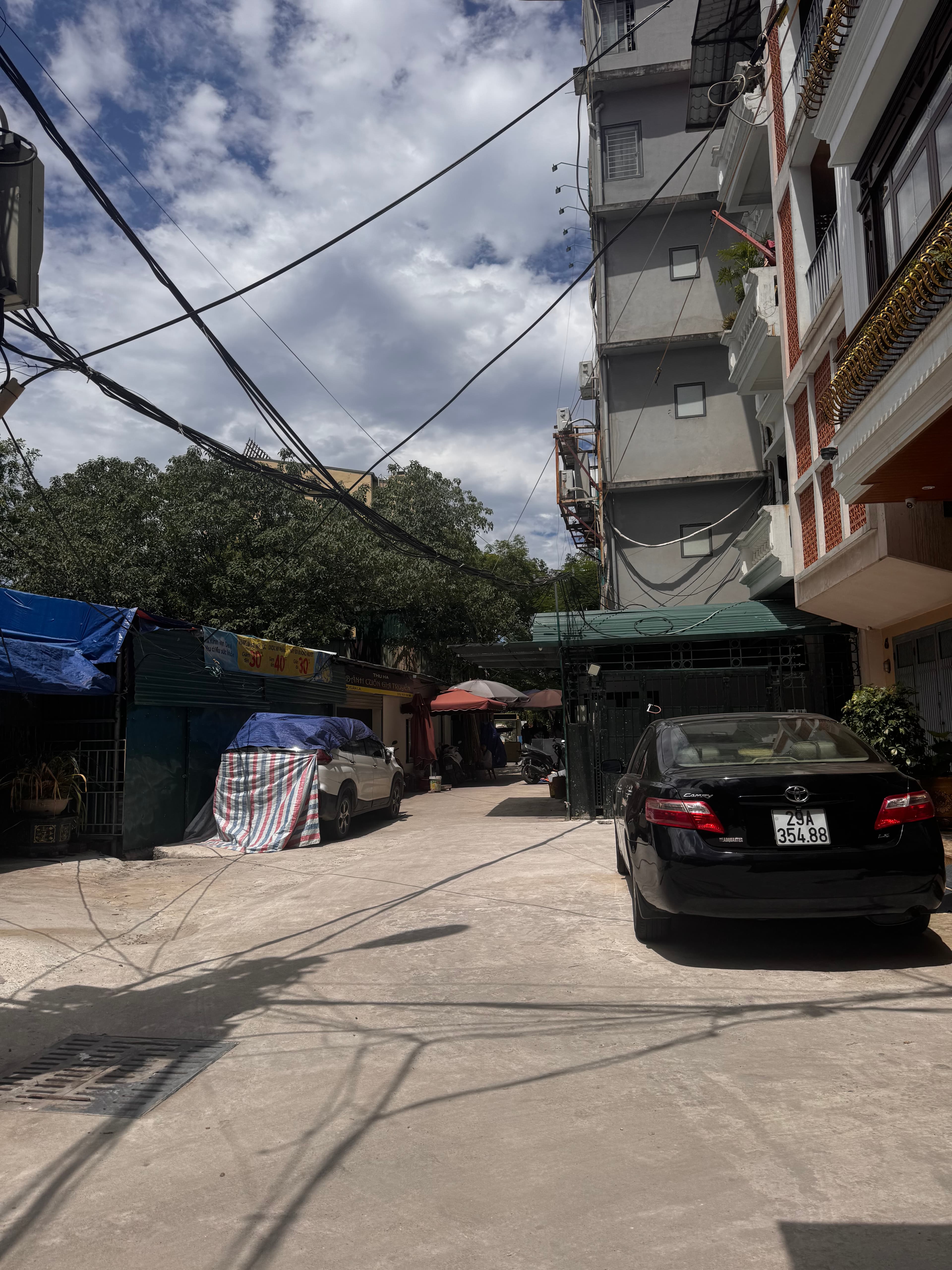 Nhà đất mặt phố, Tây Hồ, Hà Nội - 43m² giá 15.05 tỷ