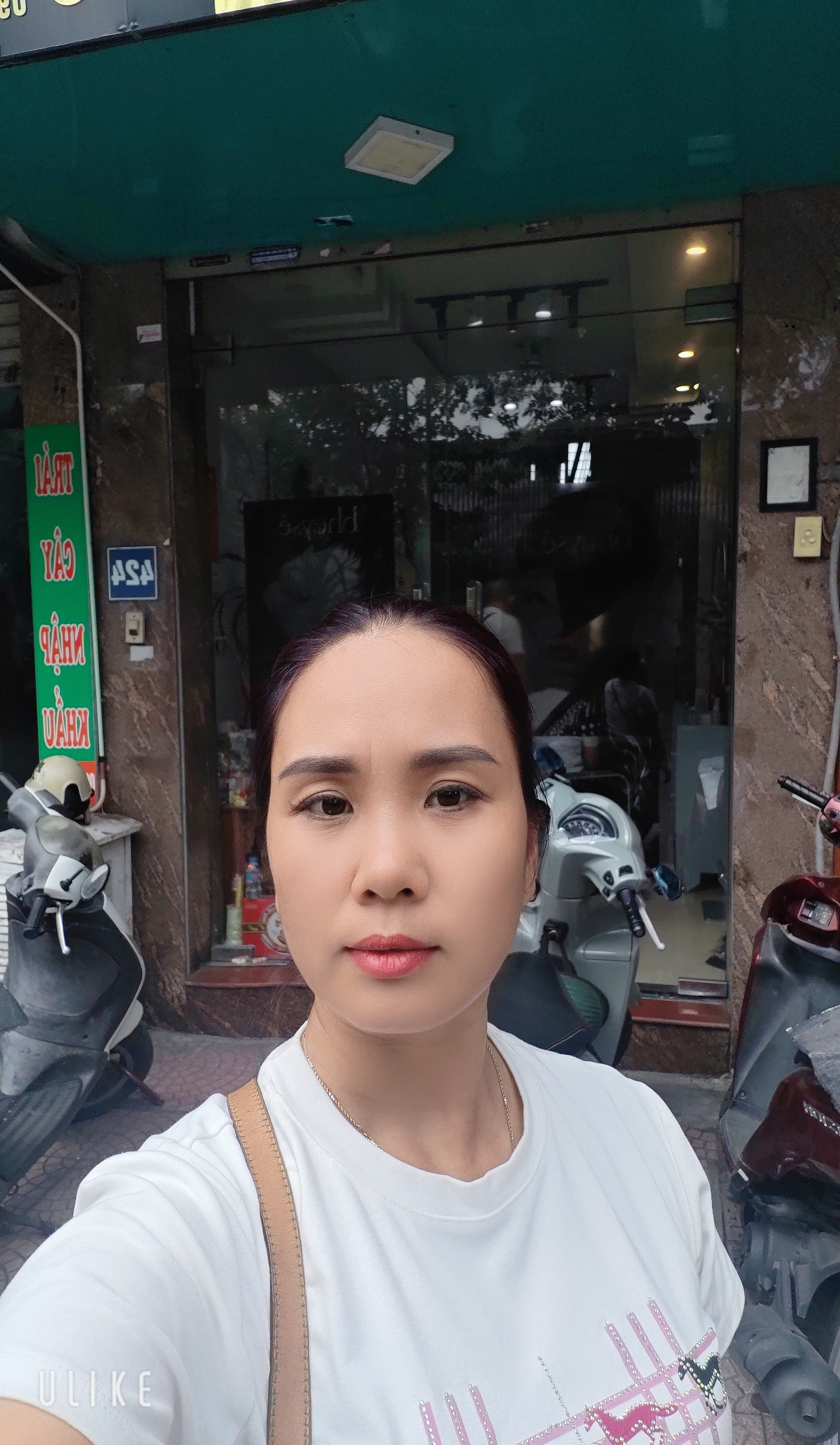 Nhà đất mặt phố, Long Biên, Hà Nội - 28m² giá 12.1 tỷ