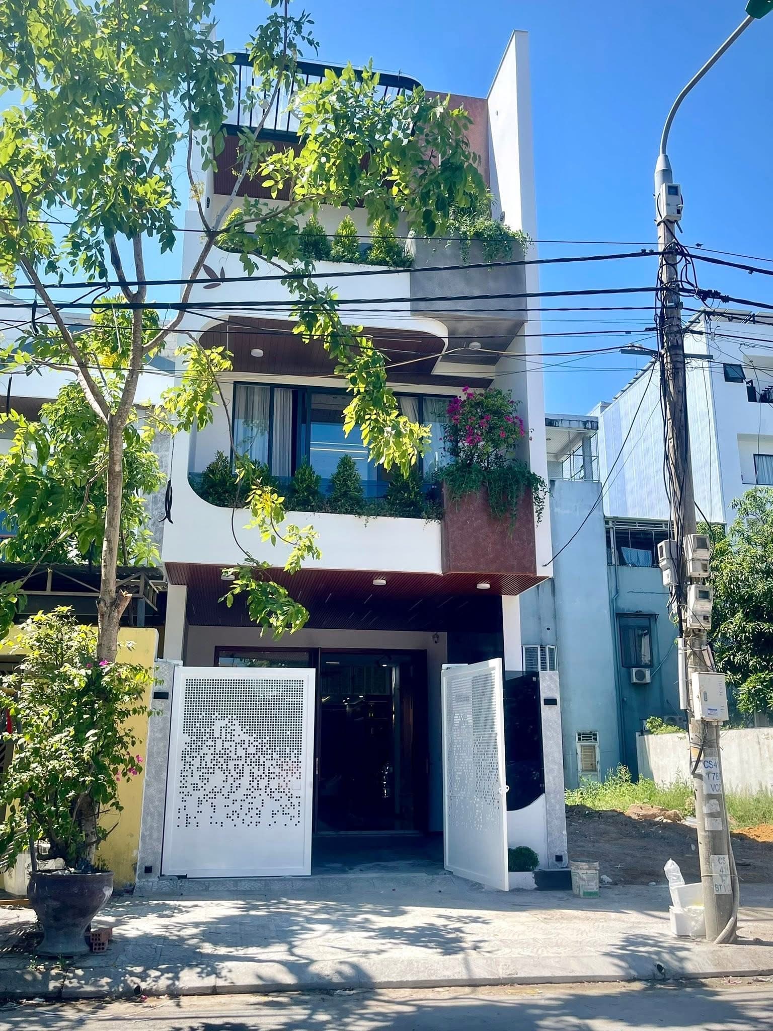 Nhà đất mặt phố, Cẩm Lệ, Đà Nẵng - 100m² giá 9.85 tỷ