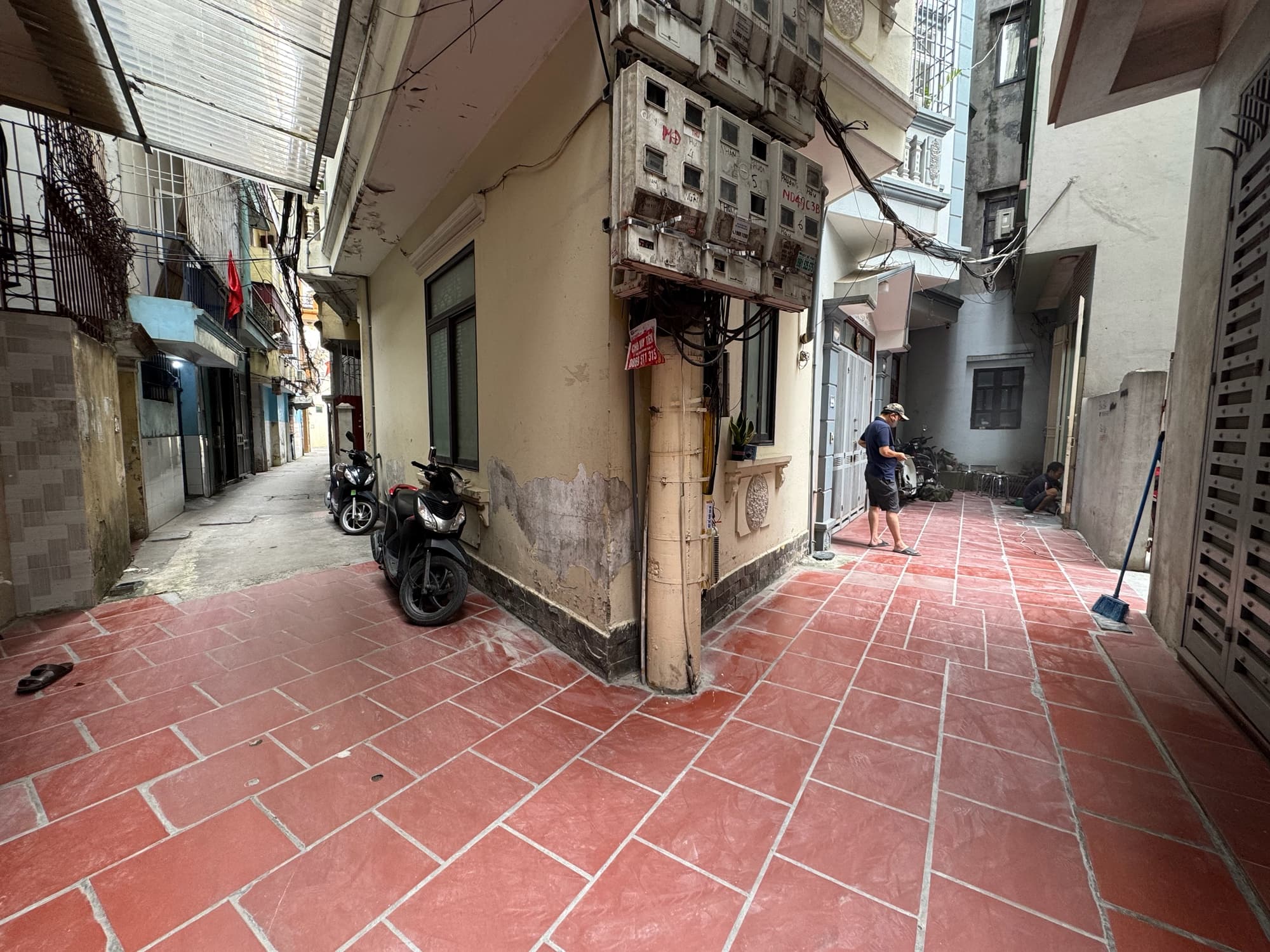 Nhà đất mặt phố, Cầu Giấy, Hà Nội - 42m² giá 8.6 tỷ