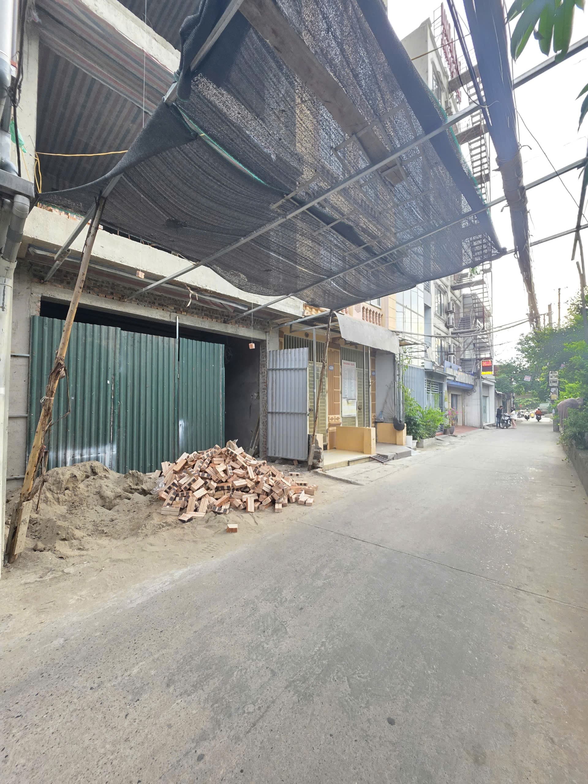 Nhà đất mặt phố, Hoàng Mai, Hà Nội - 68m² giá 21.5 tỷ