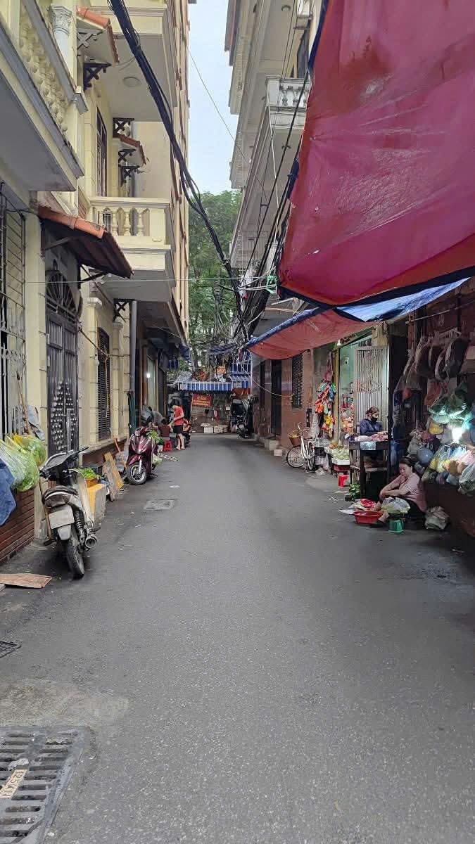 Nhà đất mặt phố, Thanh Xuân, Hà Nội - 45m² giá 21 tỷ