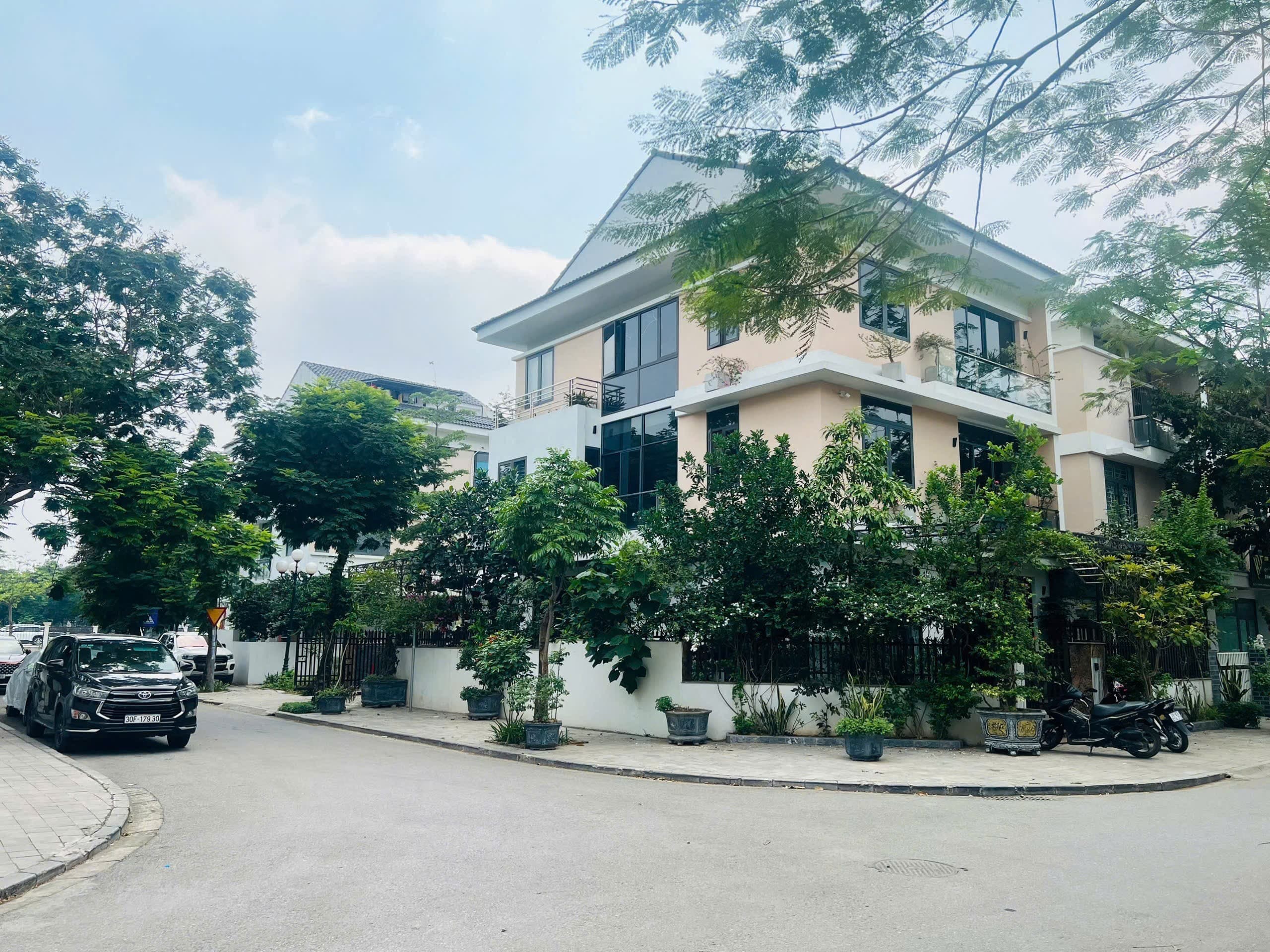 Nhà đất mặt phố, Hà Đông, Hà Nội - 208m² giá 59.9 tỷ