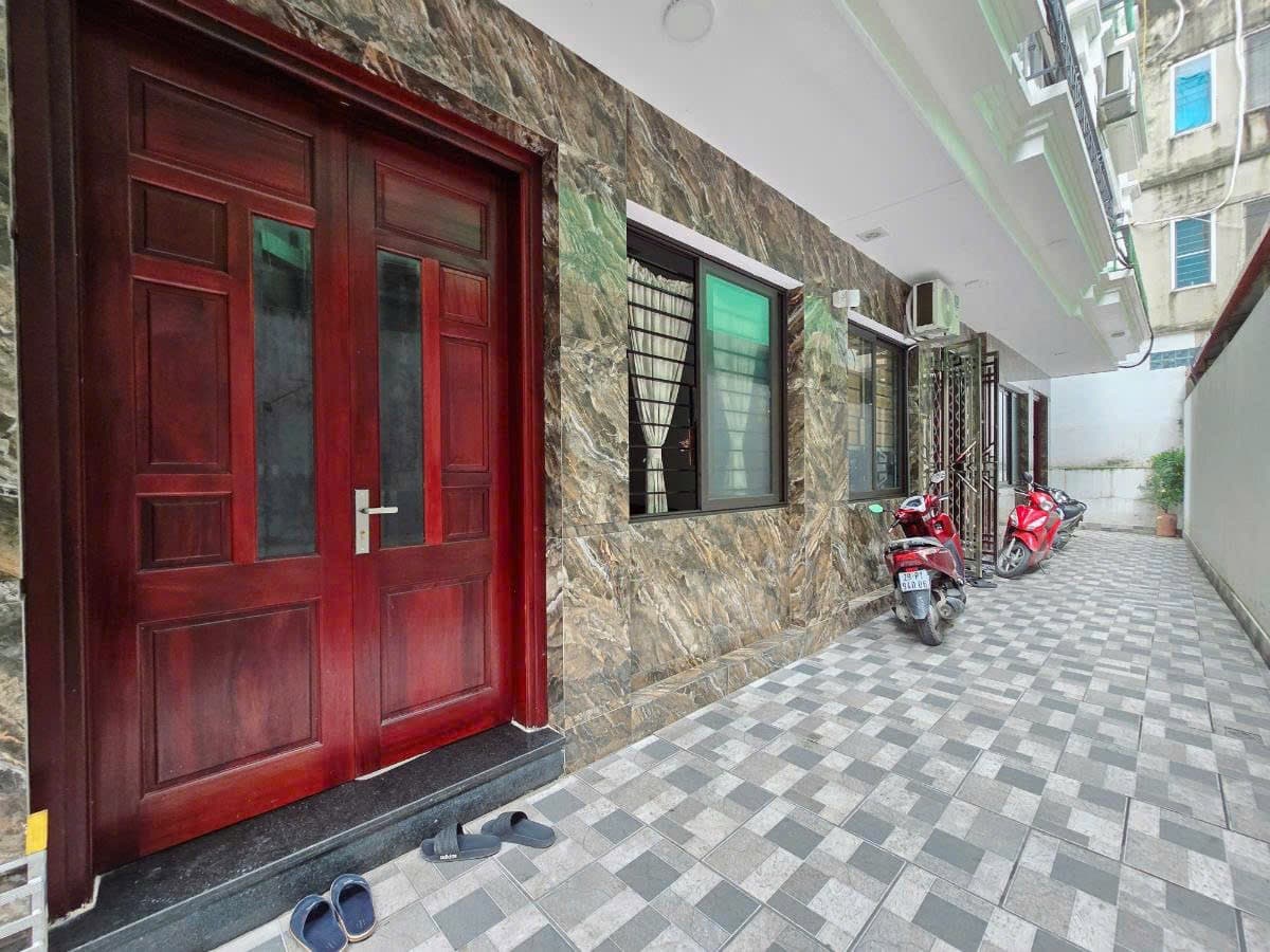 Nhà đất mặt phố, Cầu Giấy, Hà Nội - 30m² giá 10.3 tỷ