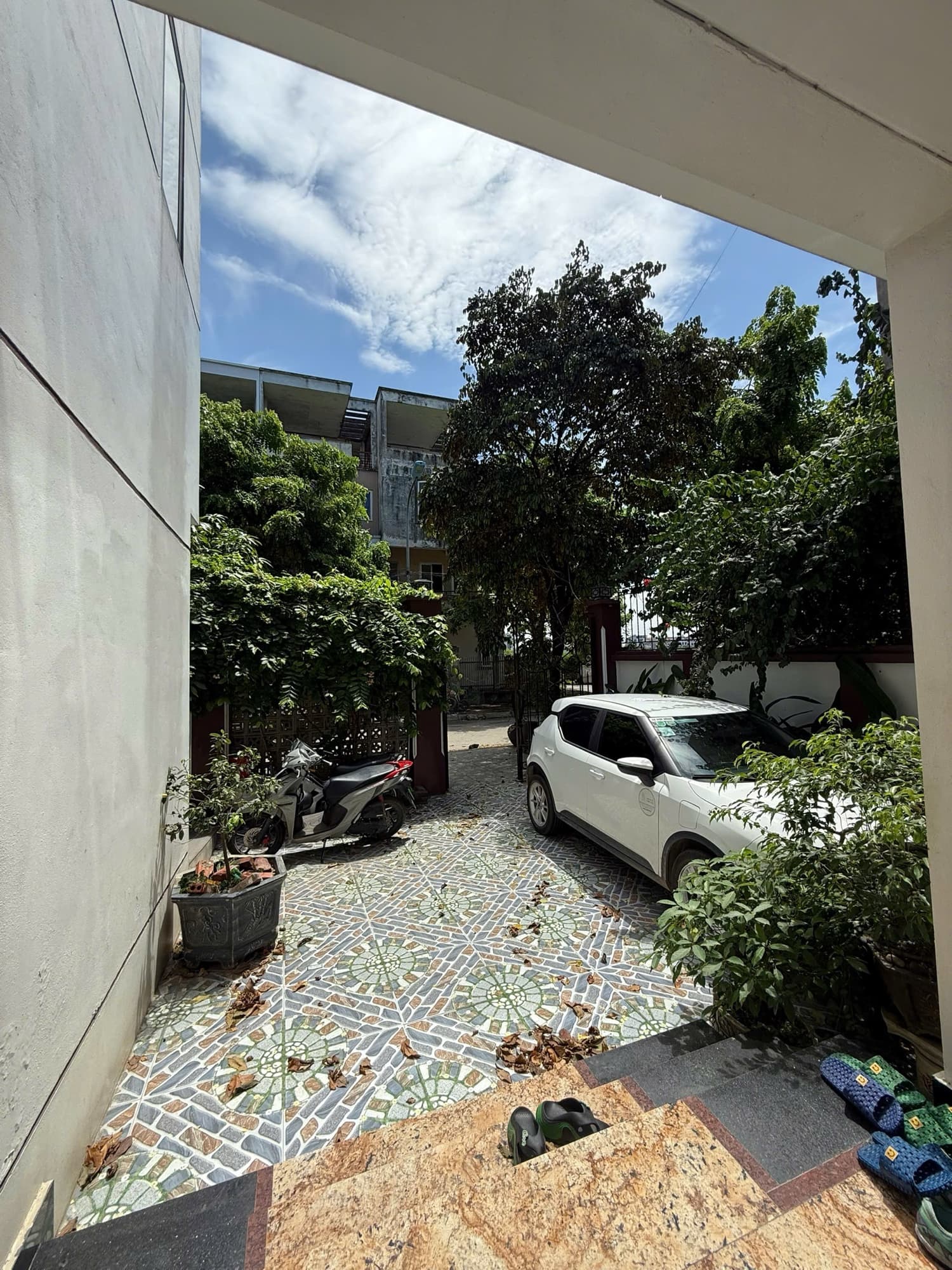 Nhà đất mặt phố, Đan Phượng, Hà Nội - 195m² giá 33.8 tỷ
