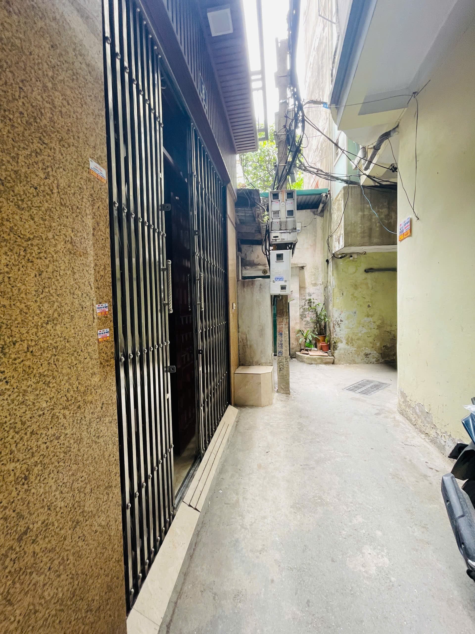 Nhà đất mặt phố, Đống Đa, Hà Nội - 48m² giá 11.2 tỷ