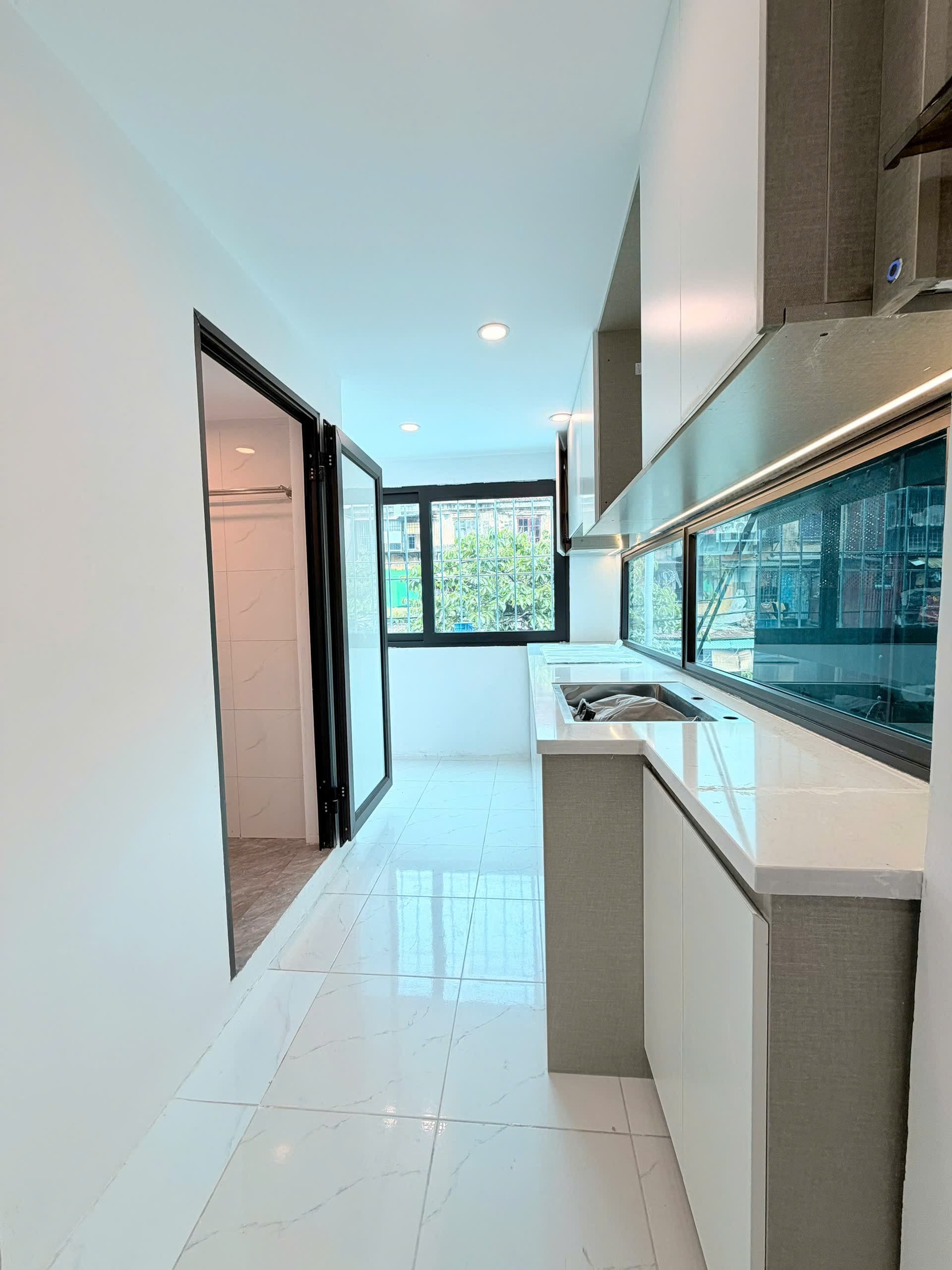 Căn hộ mặt phố, Hai Bà Trưng, Hà Nội - 20m² giá 3.09 tỷ