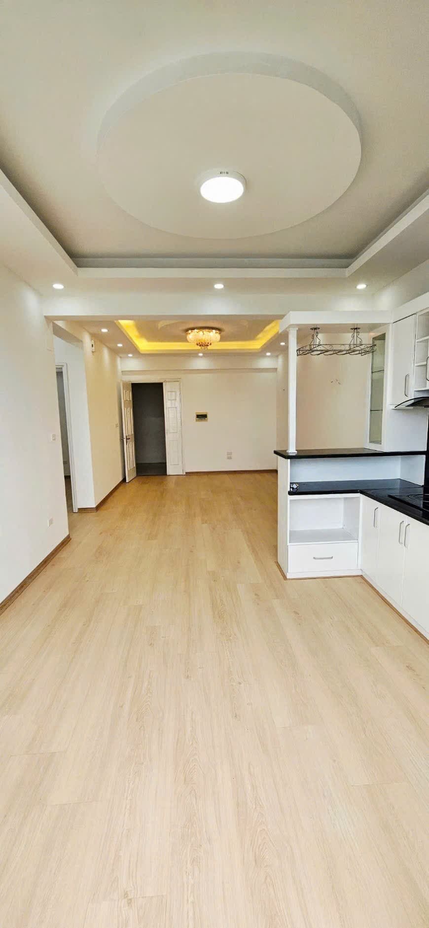 Căn hộ Khu đô thị Việt Hưng -, - 75m² giá 4.5 tỷ