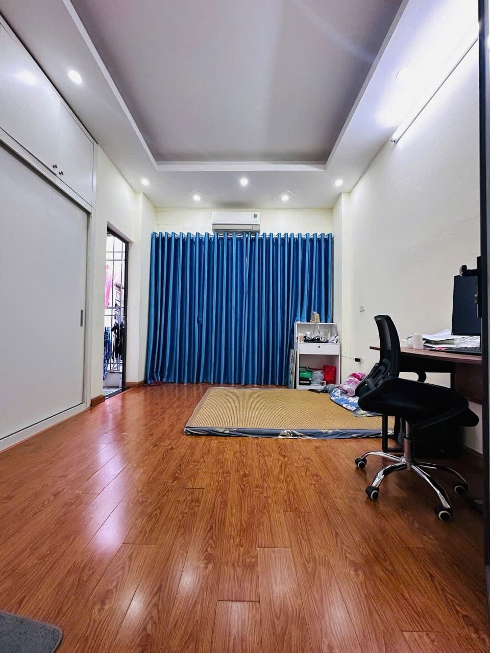 Nhà đất mặt phố, Hoàng Mai, Hà Nội - 30m² giá 6.7 tỷ