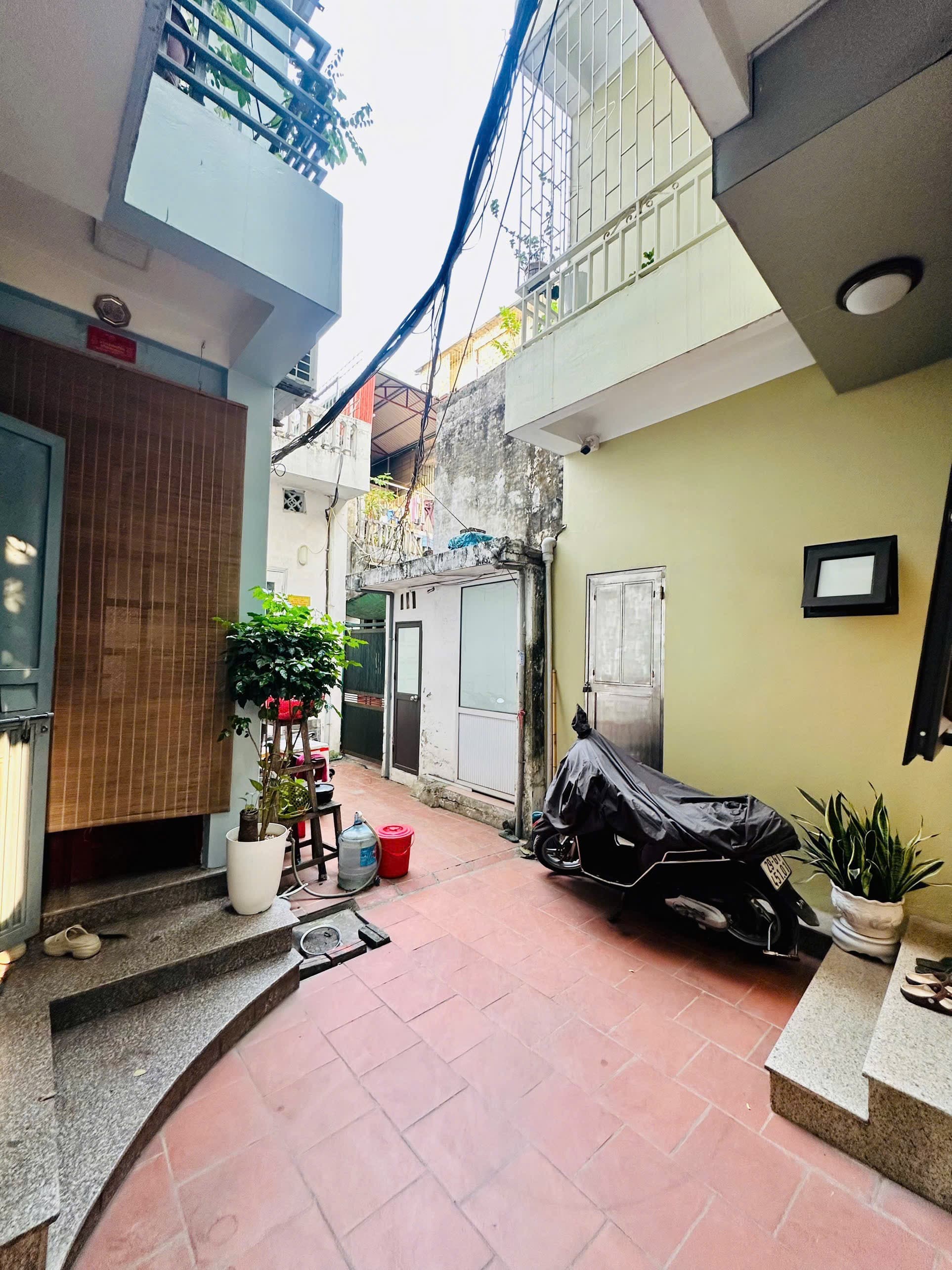 Nhà đất mặt phố, Hai Bà Trưng, Hà Nội - 32m² giá 10.5 tỷ