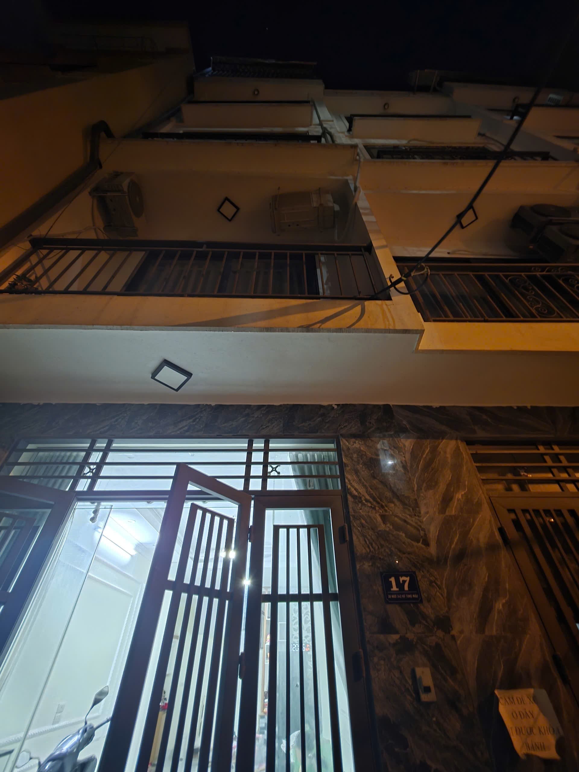 Nhà đất mặt phố, Nam Từ Liêm, Hà Nội - 39m² giá 10.6 tỷ