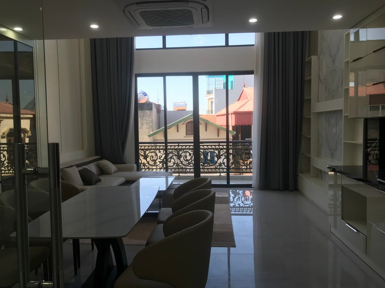Nhà đất mặt phố, Long Biên, Hà Nội - 63m² giá 15 tỷ