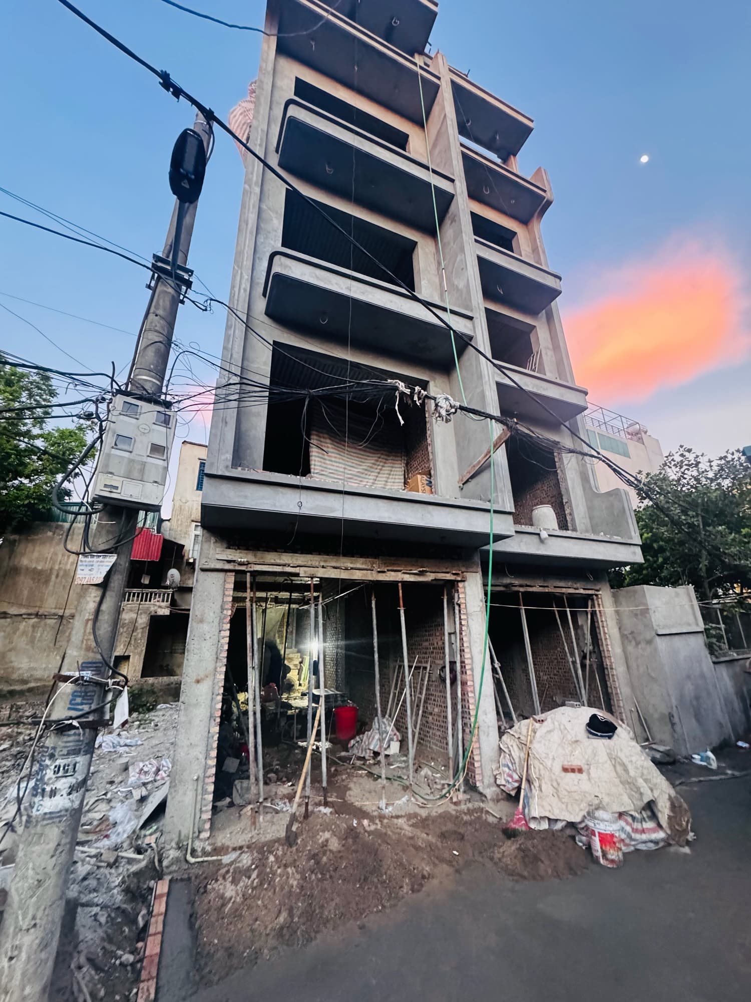 Nhà đất mặt phố, Long Biên, Hà Nội - 54m² giá 12.9 tỷ