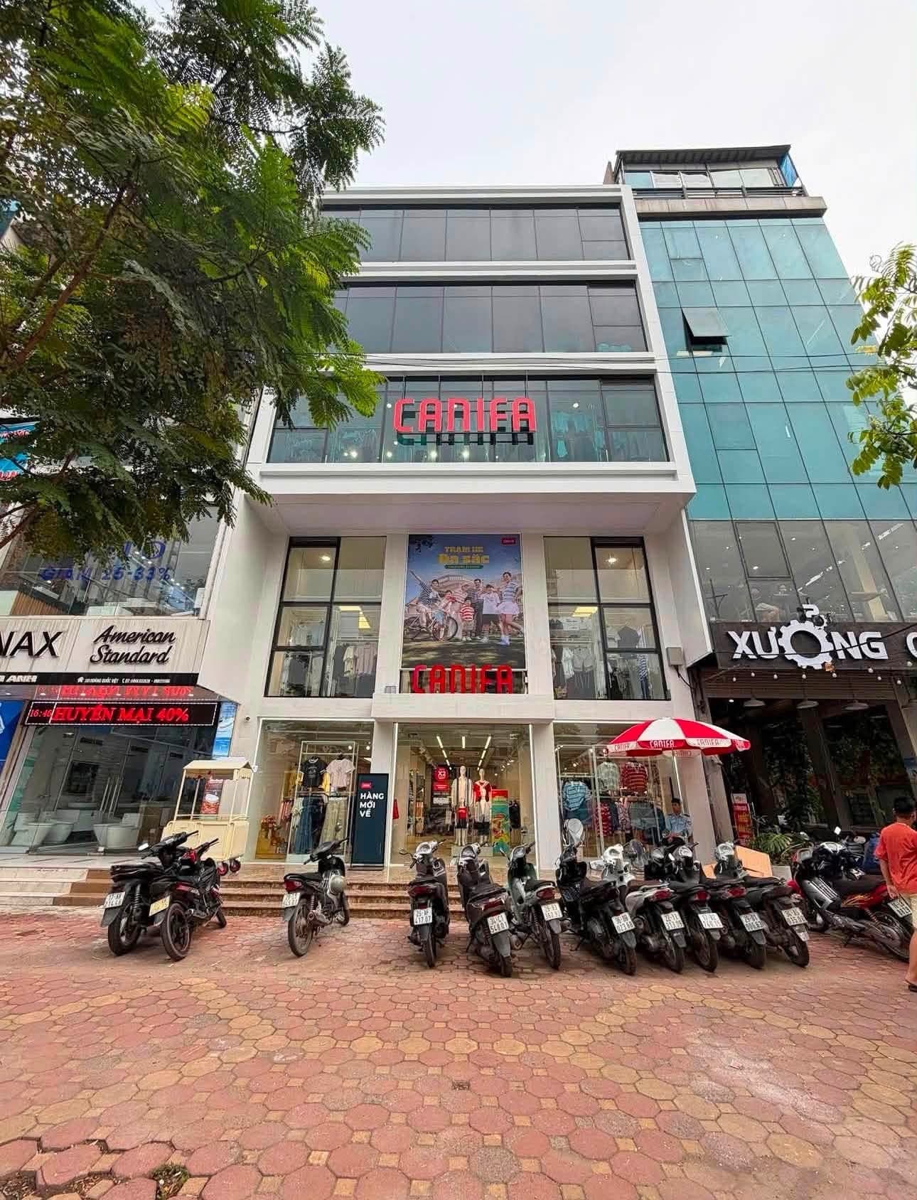 Nhà đất mặt phố, Cầu Giấy, Hà Nội - 160m² giá 168 tỷ
